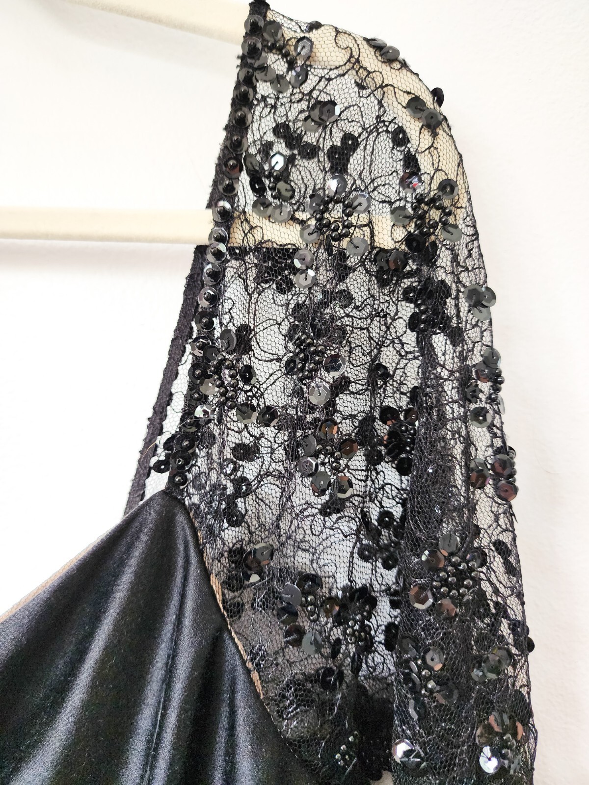 RARE Vintage Saks Fifth Avenue Travilla Ebony Silk Beaded Gown W/ Lace Size 14