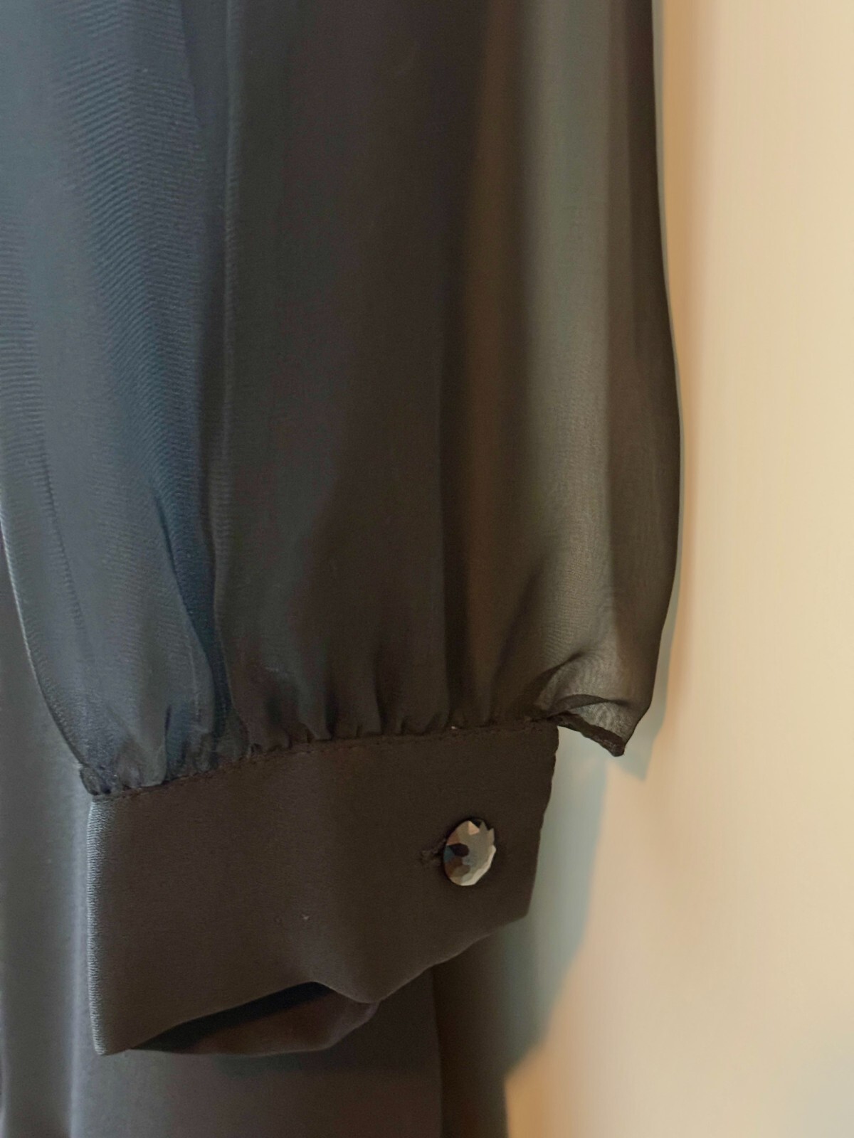 Hampton Nites sz 8 Women’s Sheer Sleeved Ruffled Hem Black Dress #291