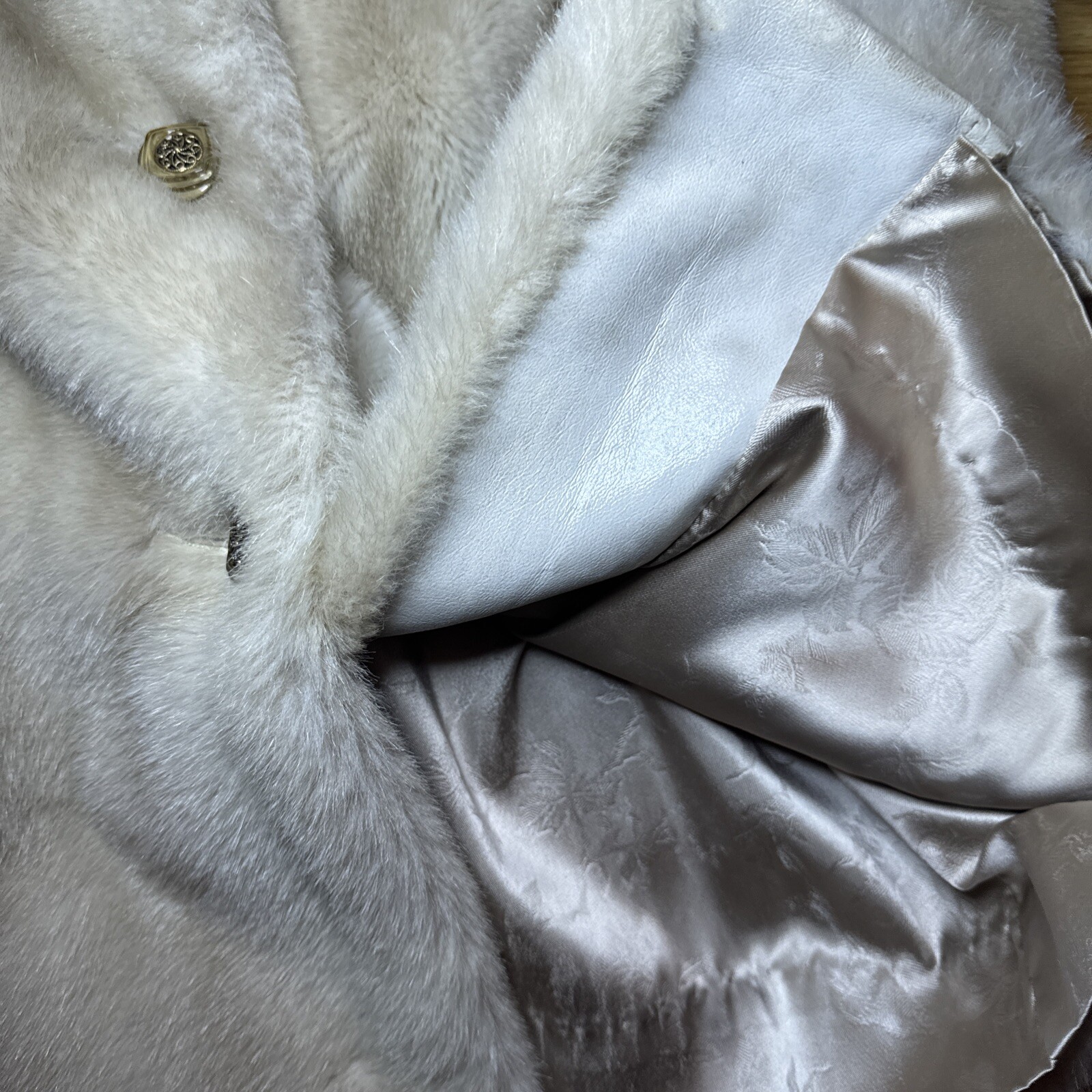 MINCARA Russell Taylor Beige size Large Fur Silk Lined Jacket Coat Union Made
