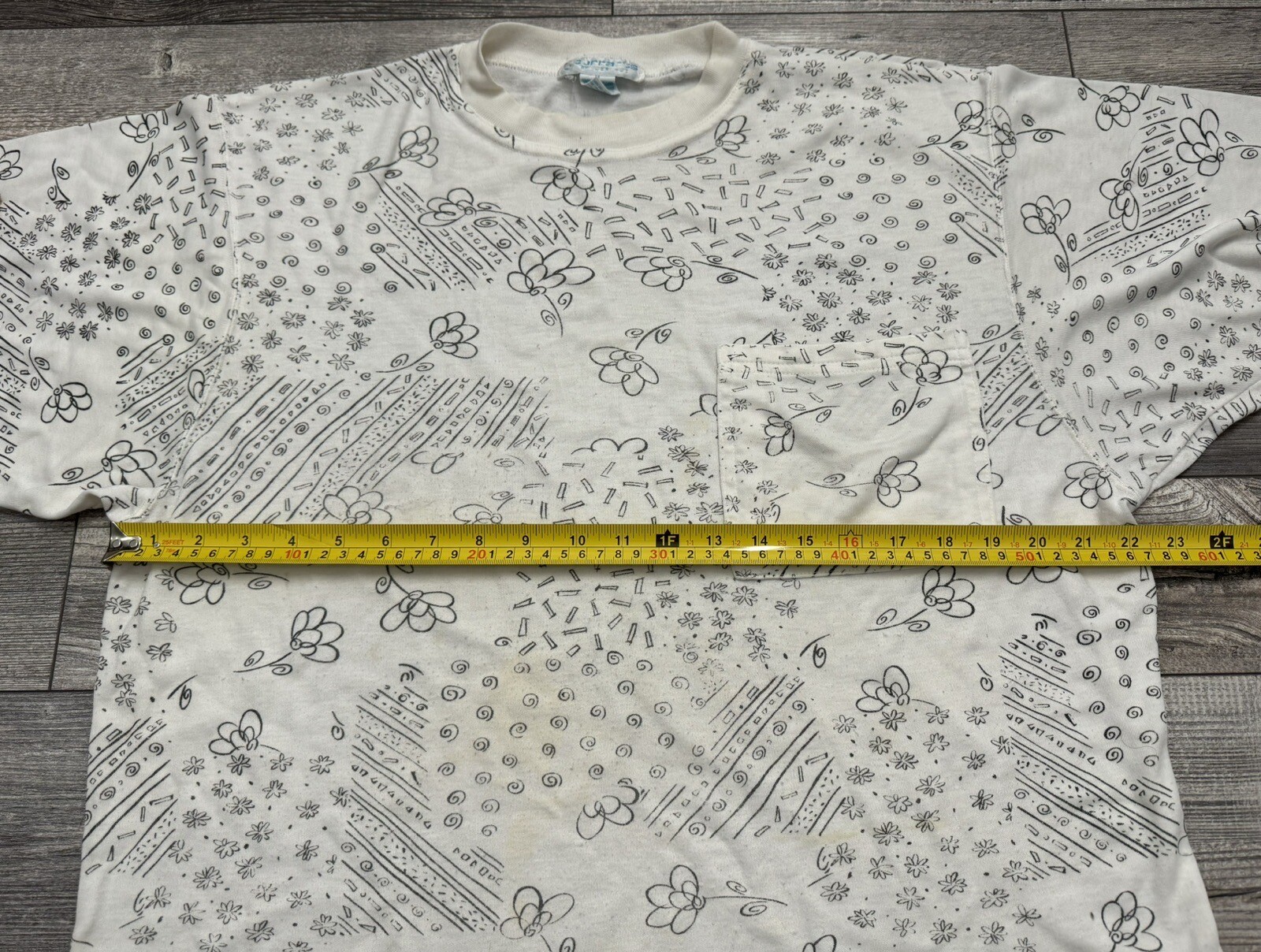 VTG Currants By Jeri-Jo 1970’s White Black Flower Pocket Shirt Womens Sz Medium