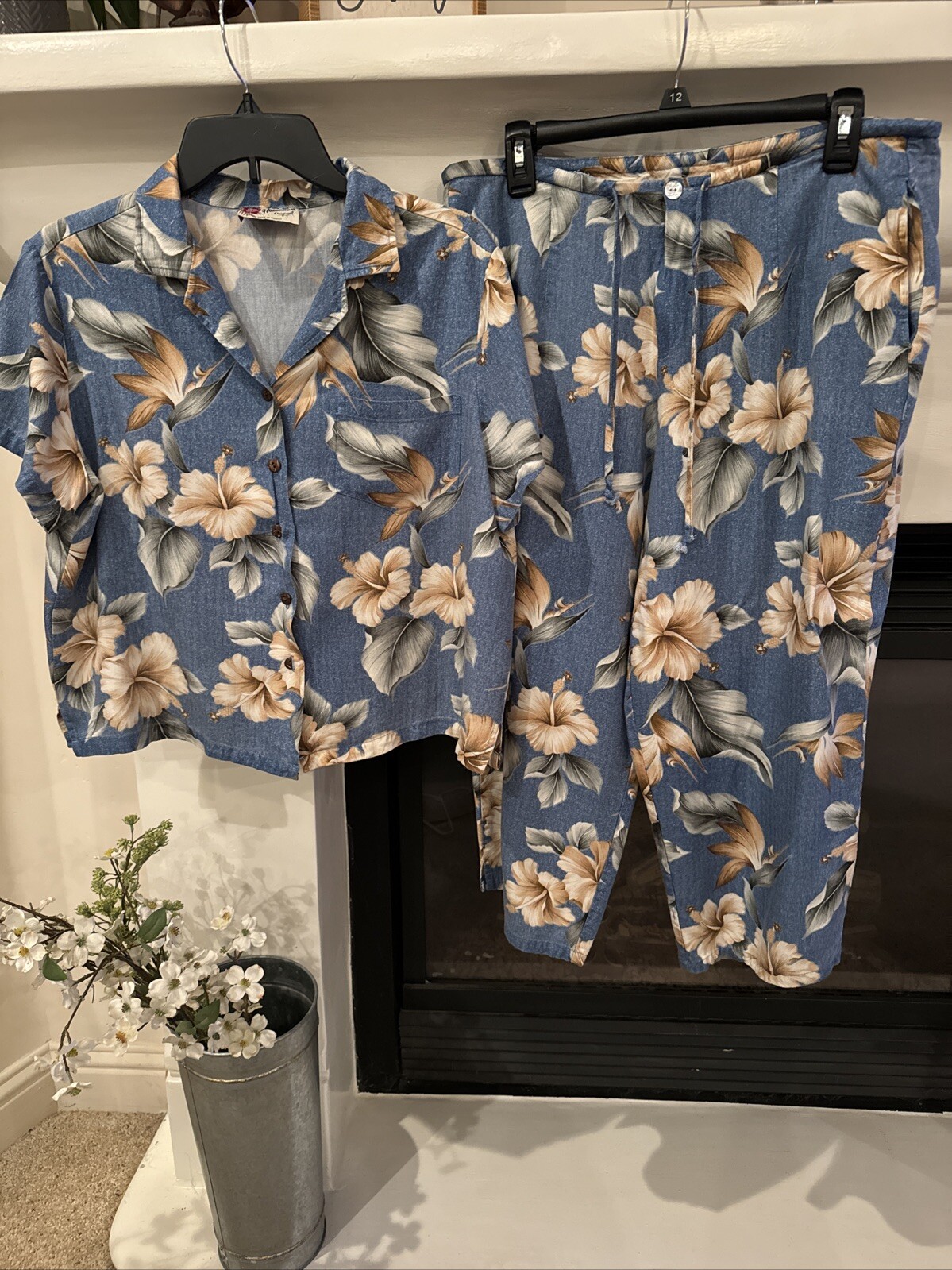 Vintage Hilo Hattie: The Hawaiian original. Women’s Blue With Flowers Size large