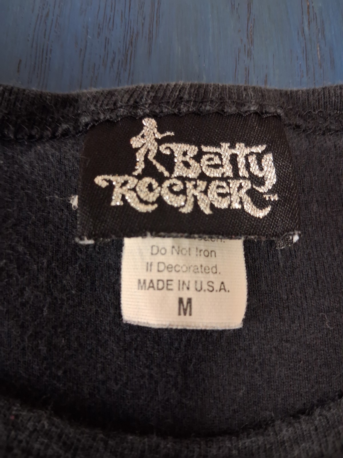 Vintage Y2K Betty Rocker Star Graphic Baby Tee Medium USA Distressed Defect