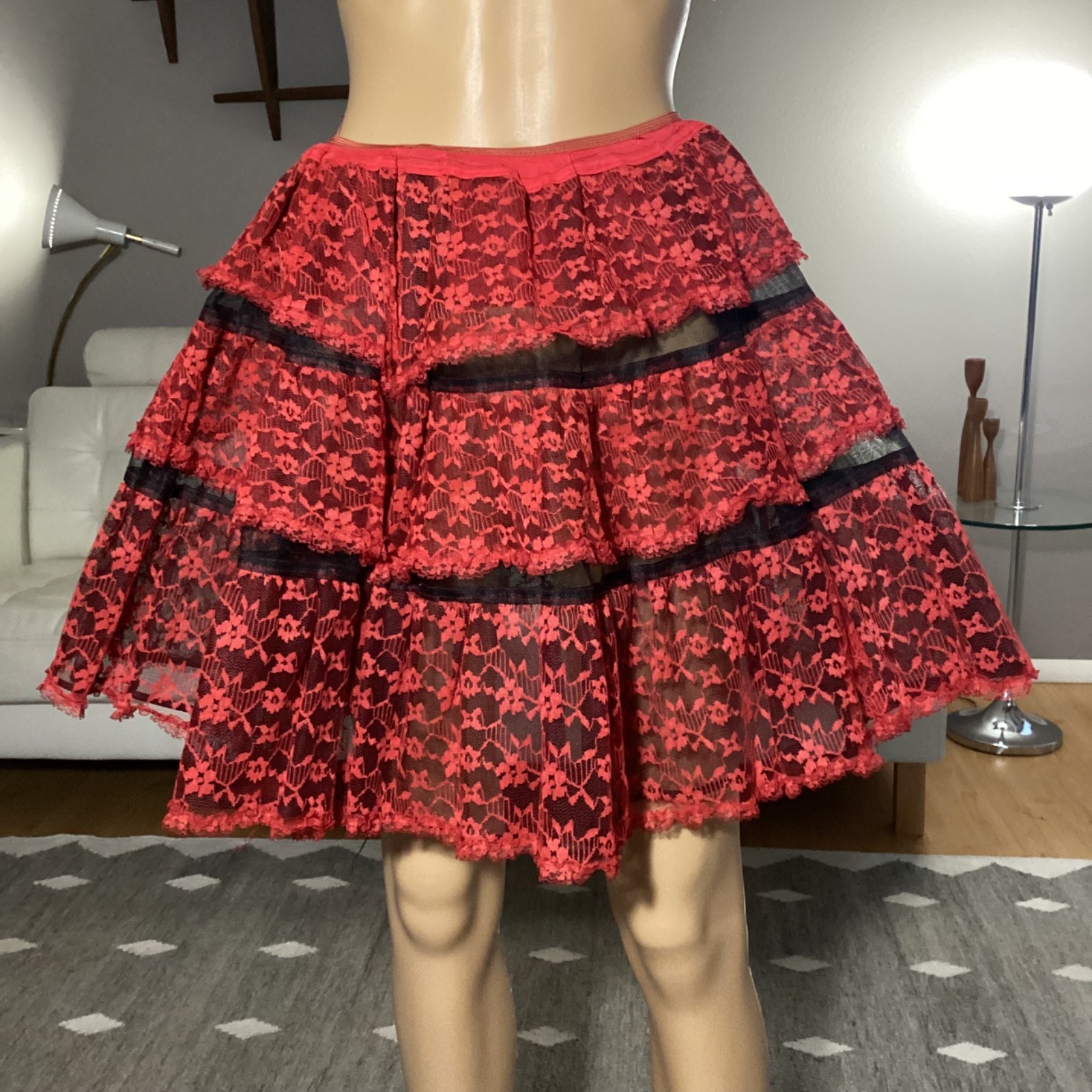 Vintage 50’s Stern Maid Red & Black Lace Tiered Rockabilly Petticoat Skirt