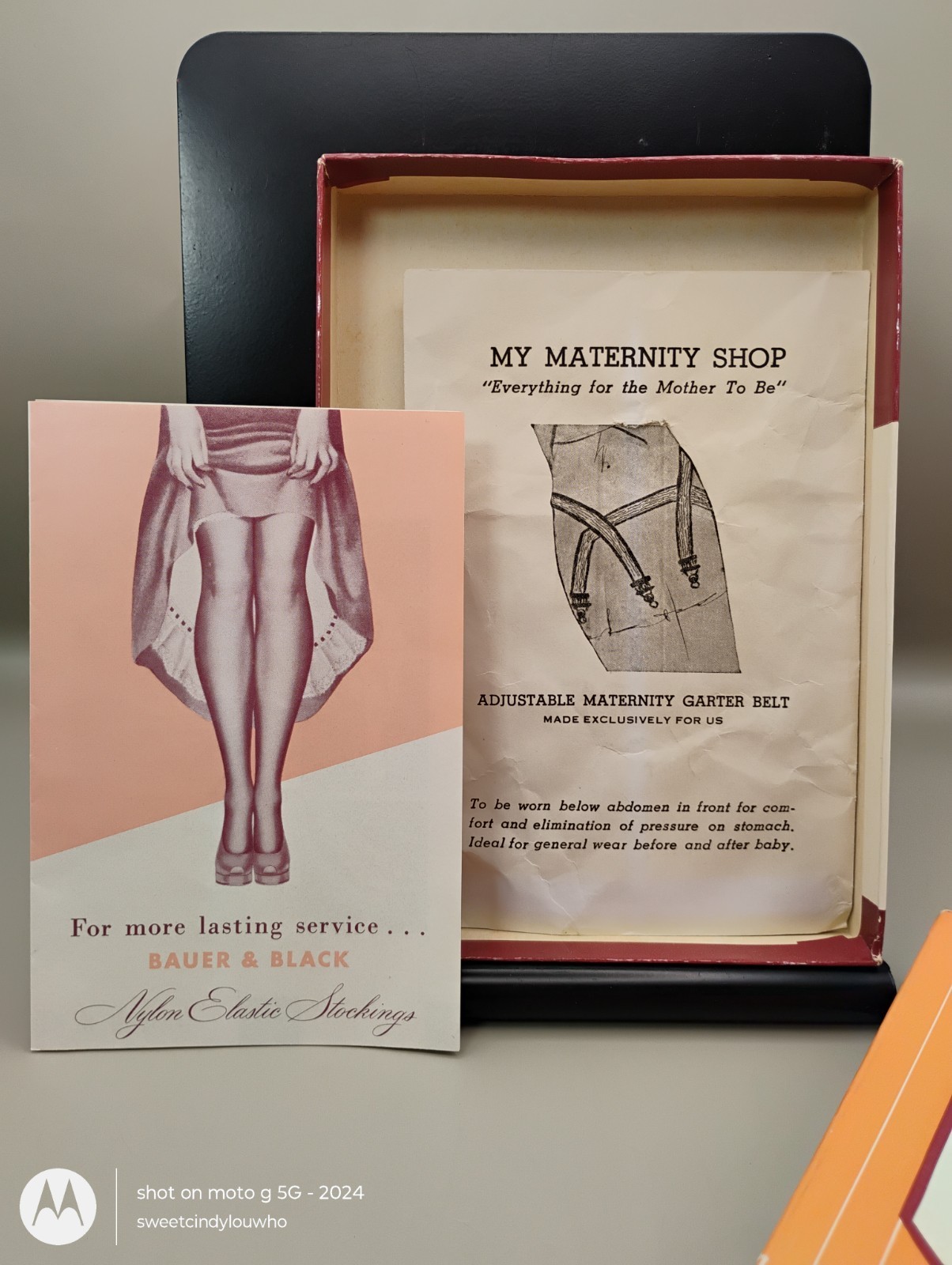 Bauer and Black brand Nylon Elastic stockings 1950s EMPTY box with literature