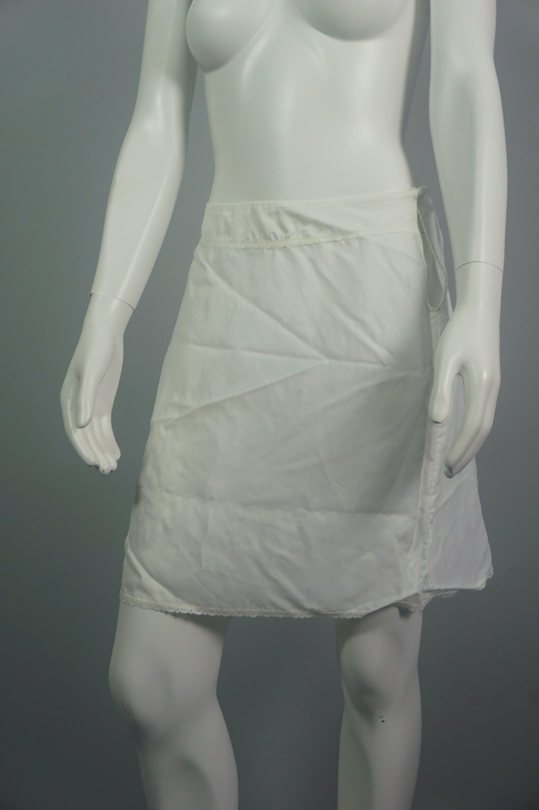 Underskirt white Triumph International Style Classique 38 70s G 1.38Z