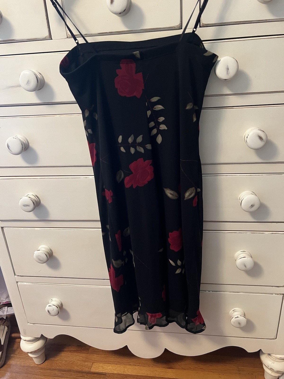 Vintage InG International Newport Group Large Spaghetti, Straps Black Red Roses