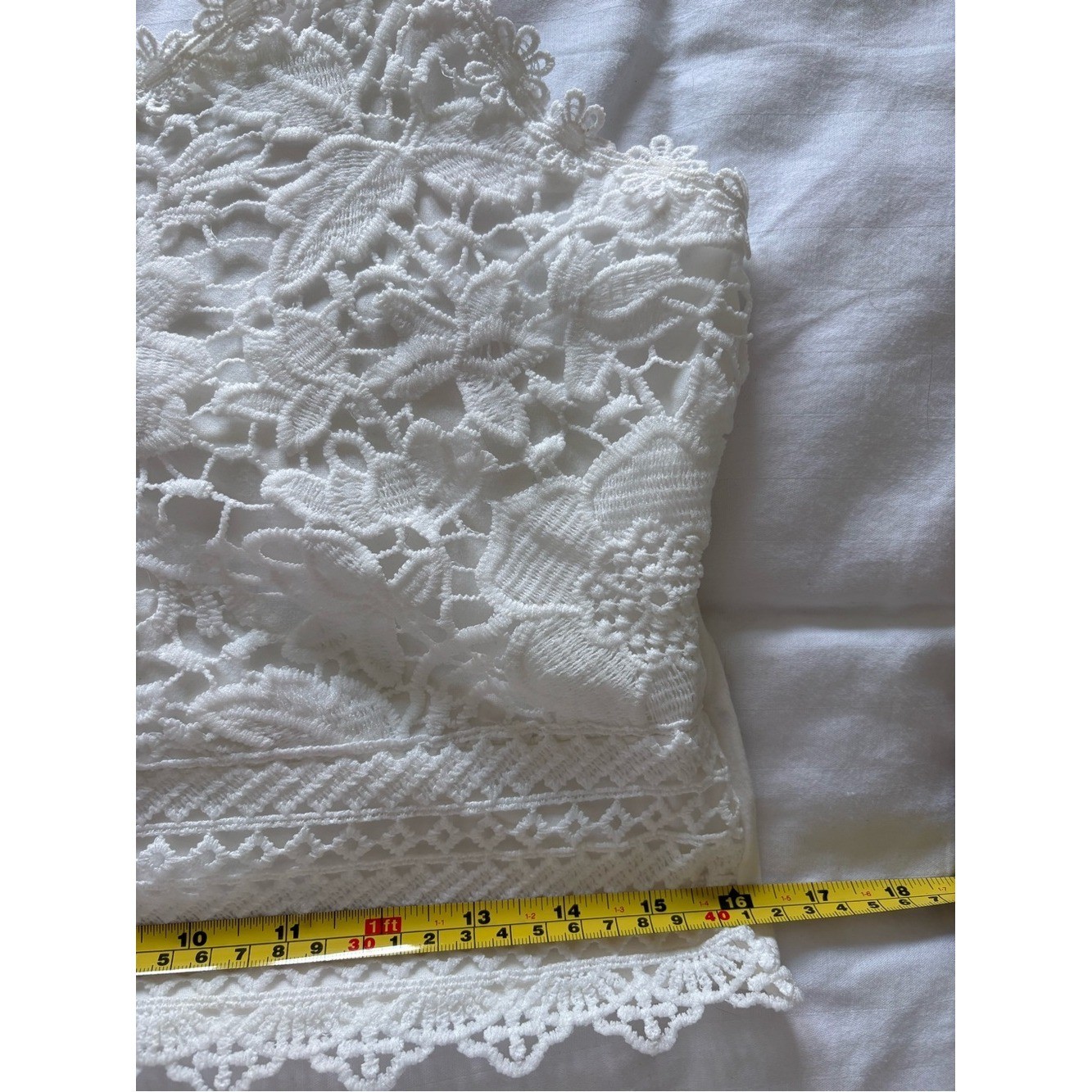 White Lace Cropped Camisole Top – Classic Feminine Coquette Fairy Size Large