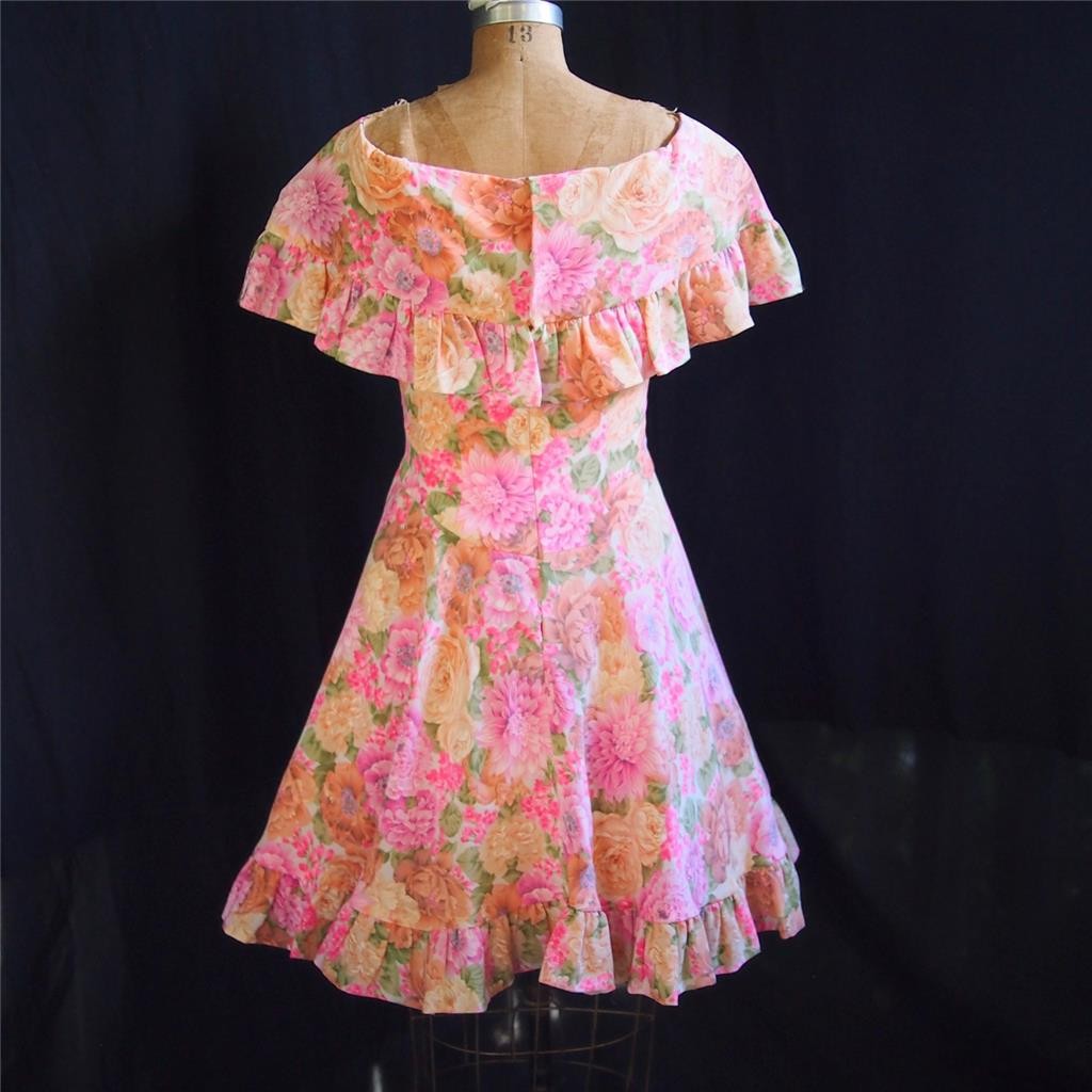 SCAASI BOUTIQUE Vintage 80s Does 50s Floral Off Shoulder Full Skirt Party Dress