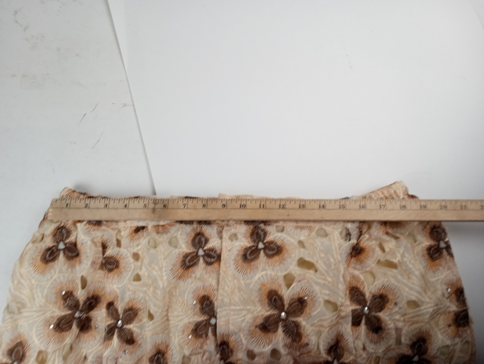 Vintage Floral Embroidered Lace Maxi Skirt 1X 2X Beige Brown Panel Flare 18×40″