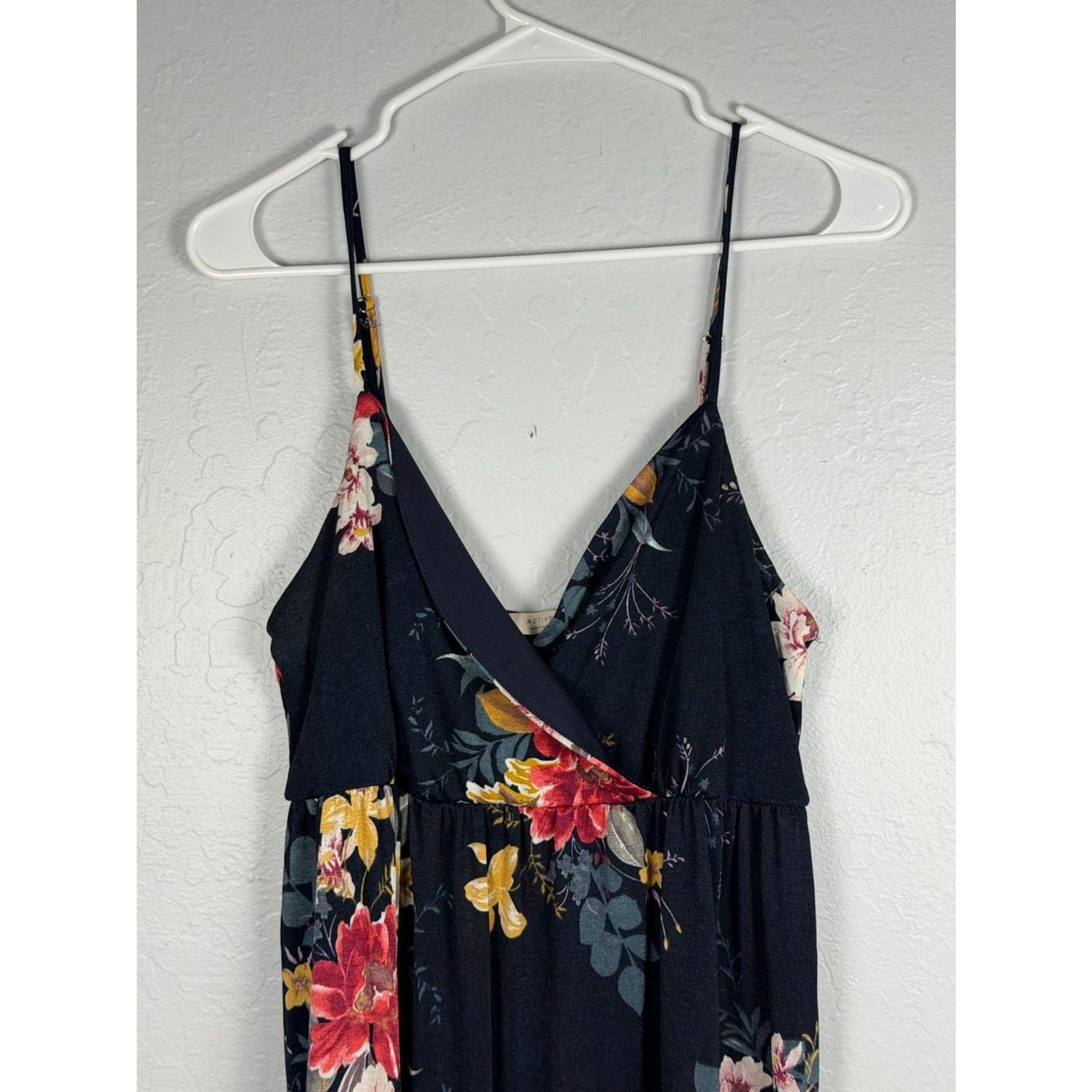 Active USA Women’s Large Black Floral Maxi Dress V Neck Adjustable Strap
