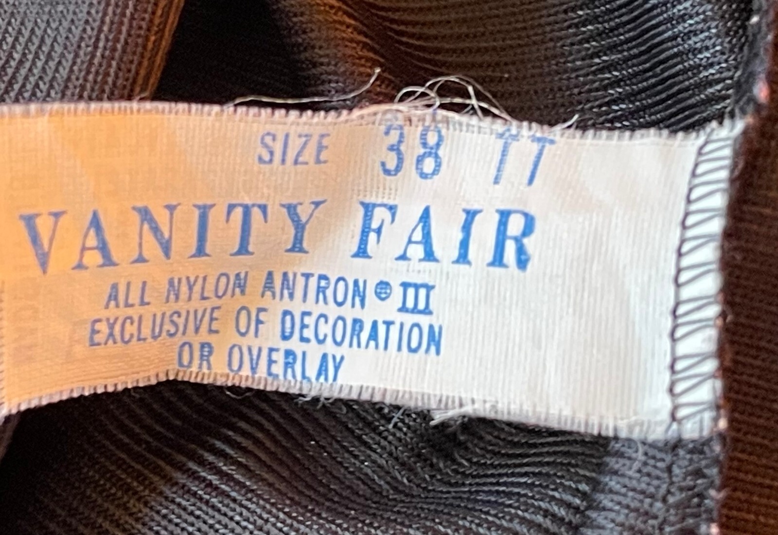 VINTAGE VANITY FAIR BLACK CAMI SLIP DRESS, SIZE 38, Adjustable straps, EUC