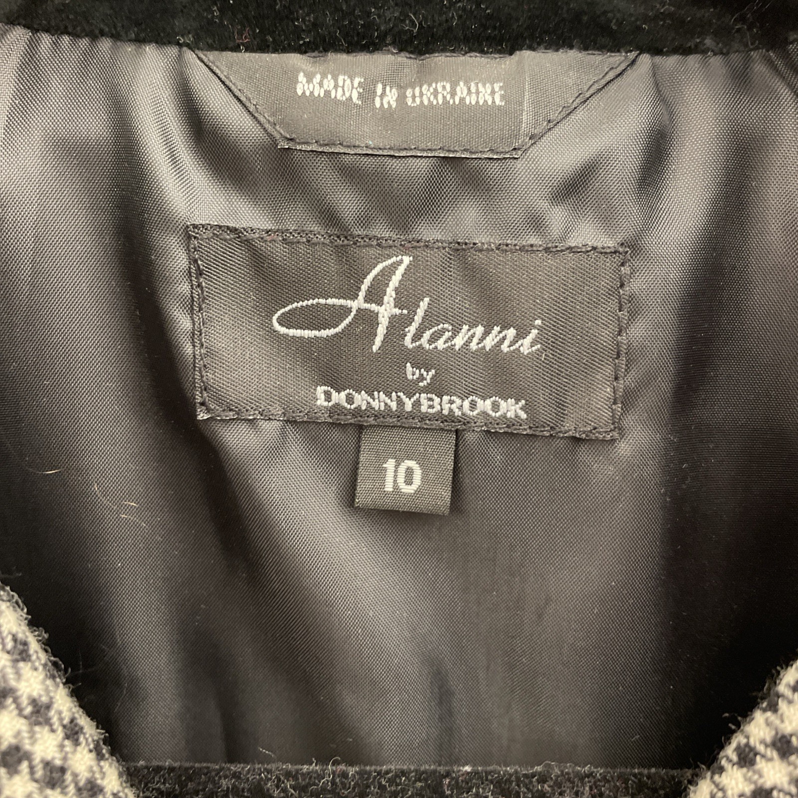 Vtg Alanni by Donnybrook Vest Dbl Breasted Wool Houndstooth Black Velvet Collar