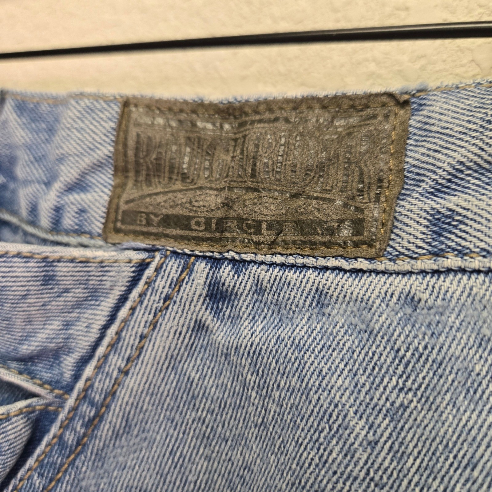 RoughRider Vintage Western Bareback Jeans 34 Long V-Yoke Straight Leg Mom Jean