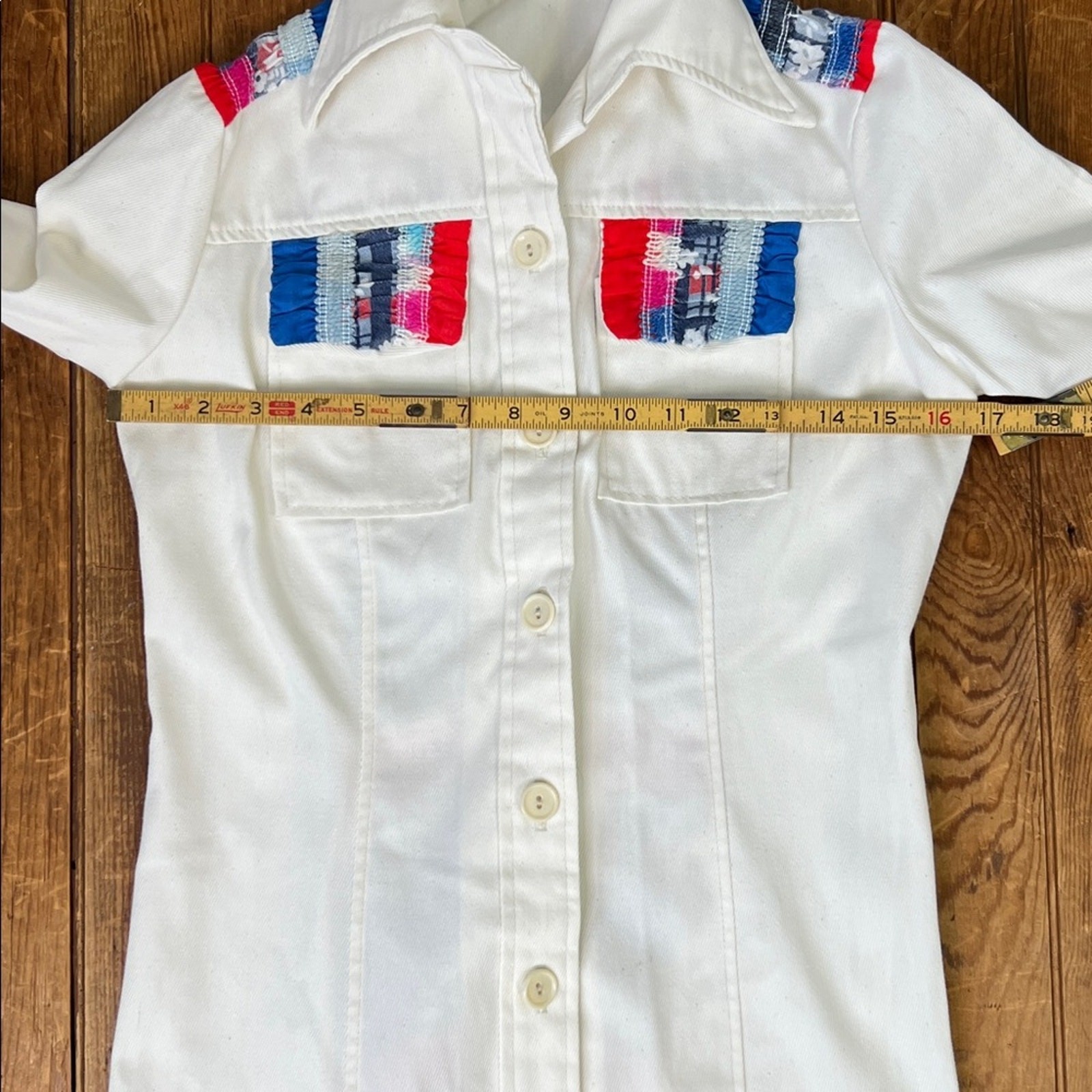 Vintage 70s women’s shirt top classic White Button-Up ed white blue long sleeve
