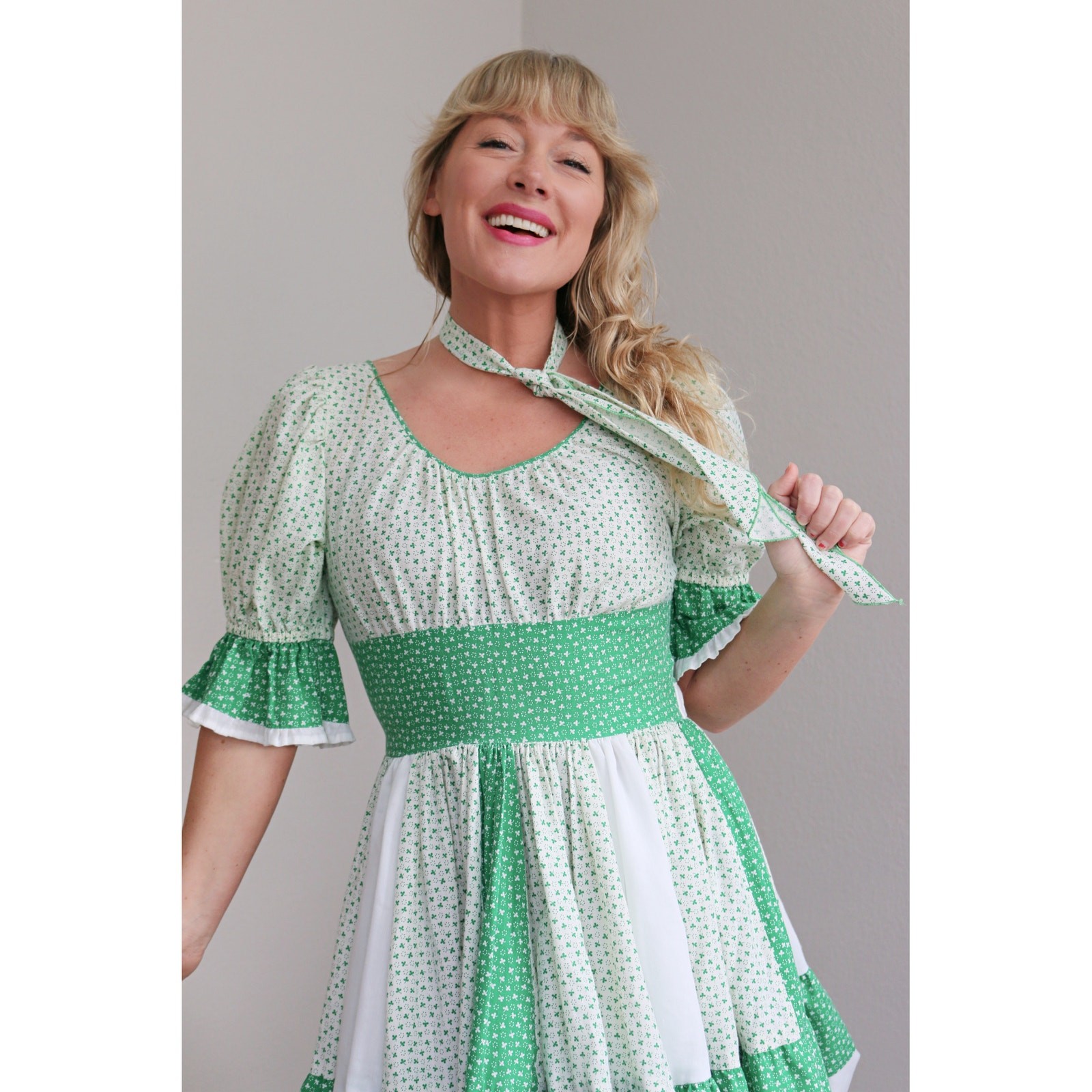1970’s Vintage Irish Shamrock St. Patrick’s Day Square Dance Dress Women’s XS SM