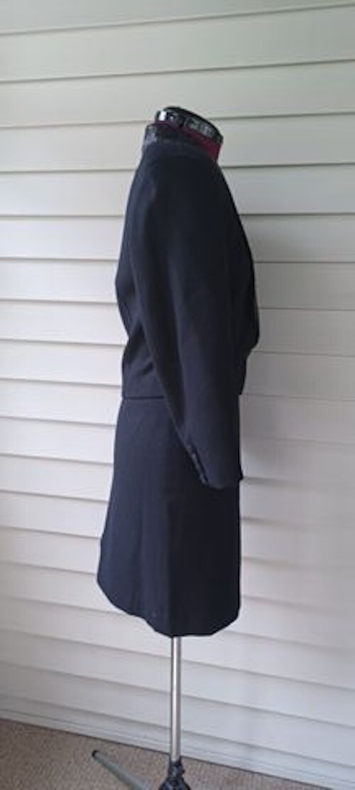 Vintage Eleanor P Brenner Black Beaded Collar Size 4 Wool 2 Pc Jacket Skirt Suit