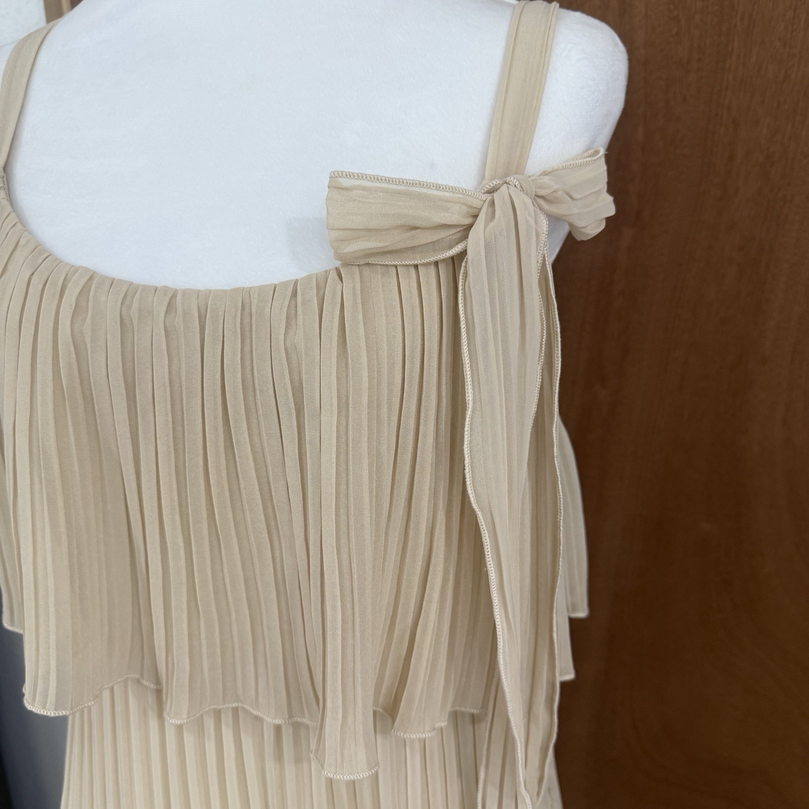 Vintage Nude Accordion-Pleated Chiffon Dress Sz 8 Wedding Guest Minimalist Chic