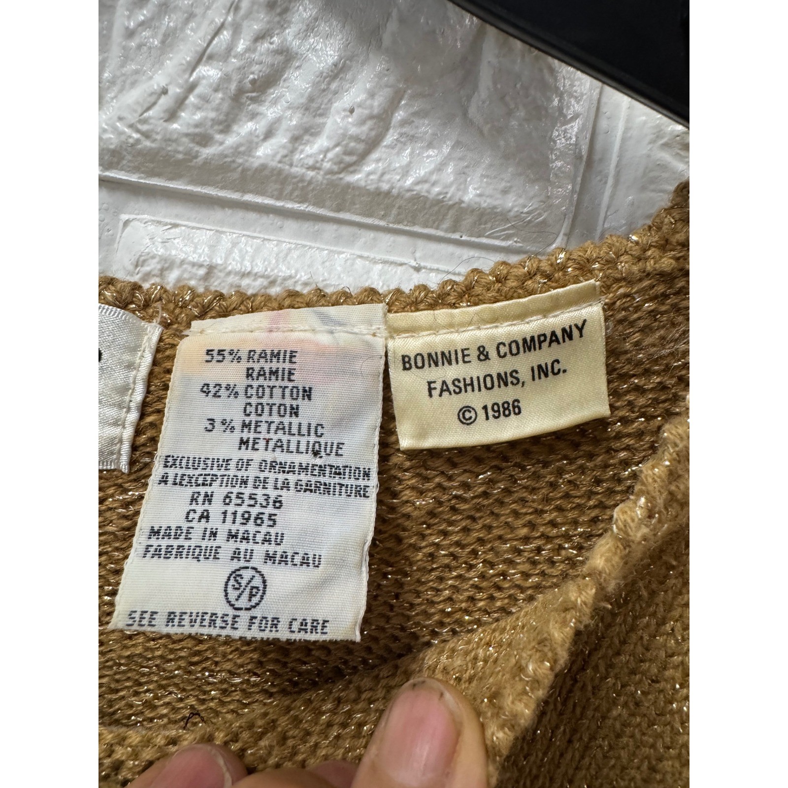 Vintage 1986 Bonnie Boerer Geisha Embroidered Knit Sweater Metallic Tan Cream S