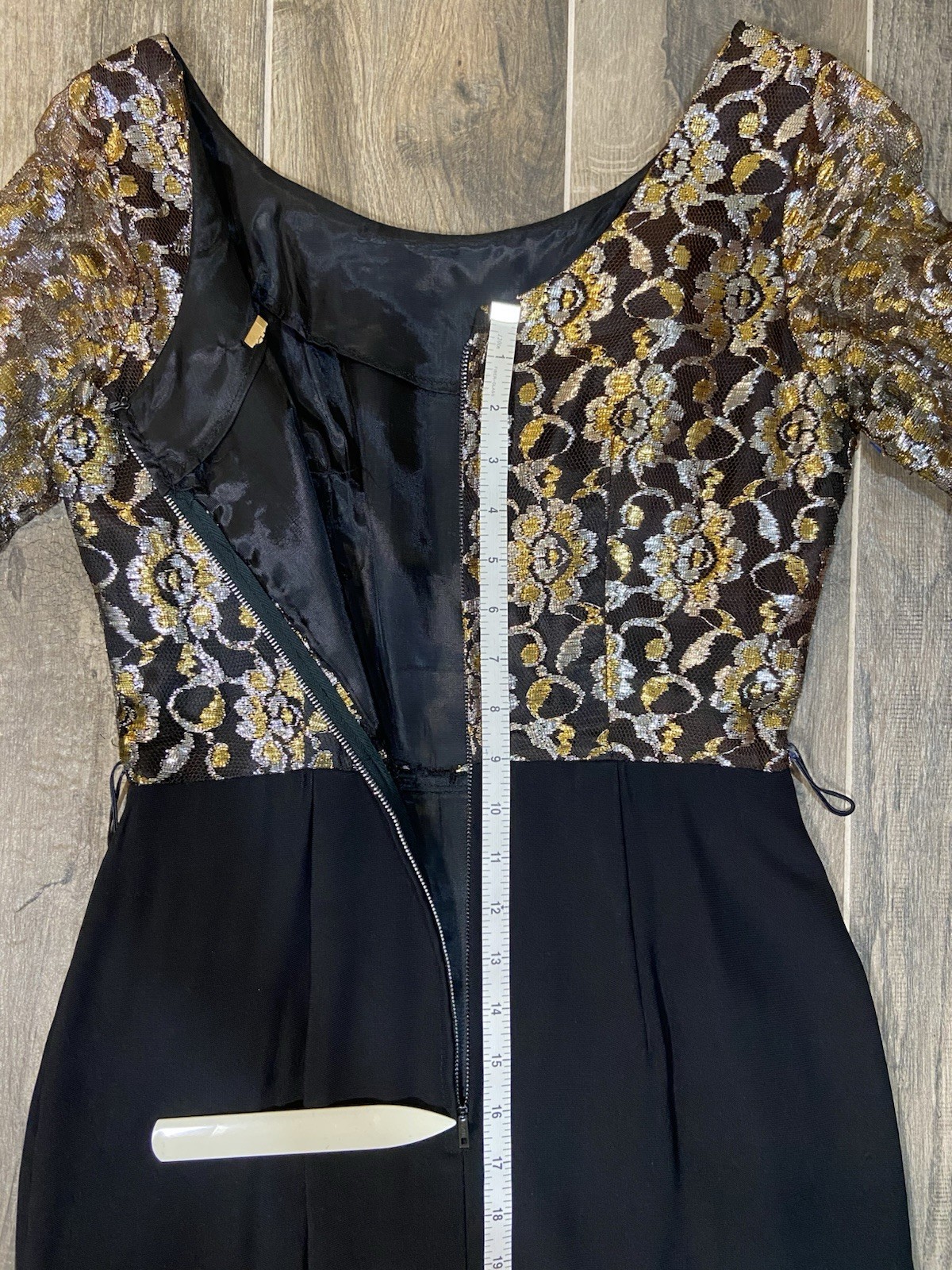 Vintage 1960’s Cocktail Dress Gold Black Metallic Lace Size 2