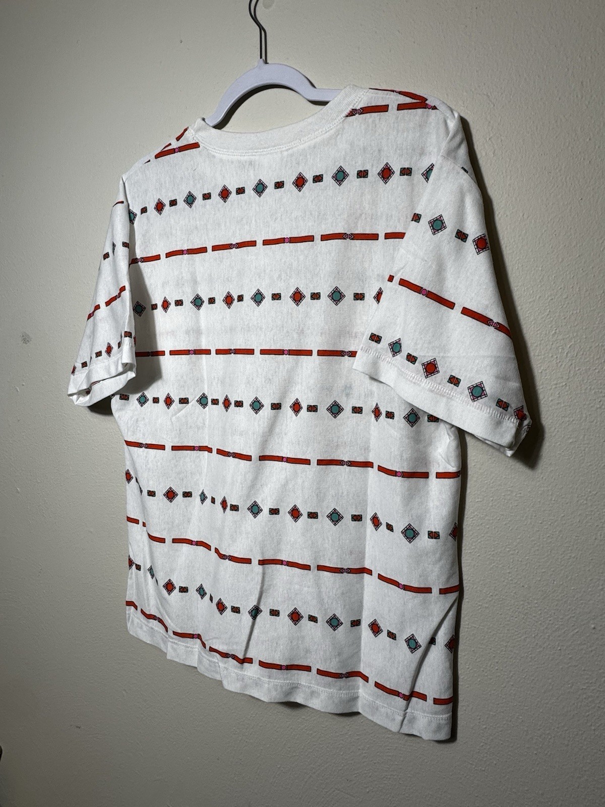 Vintage 1980’s Woman’s Incognito Pocket T-Shirt Geometric Shapes Design Size Med