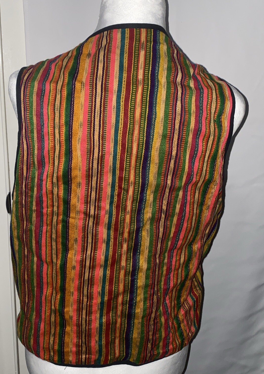 Vintage Velvet Floral Vest Women’s Multicolored Embroidered No Size Best Guess M