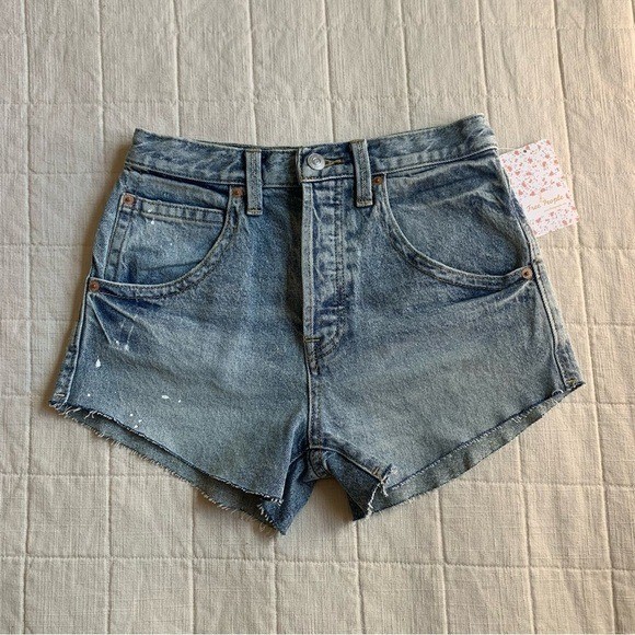 NWT Free People x We the Free Taliesin Cutoff Short in Mid Blue Size 25