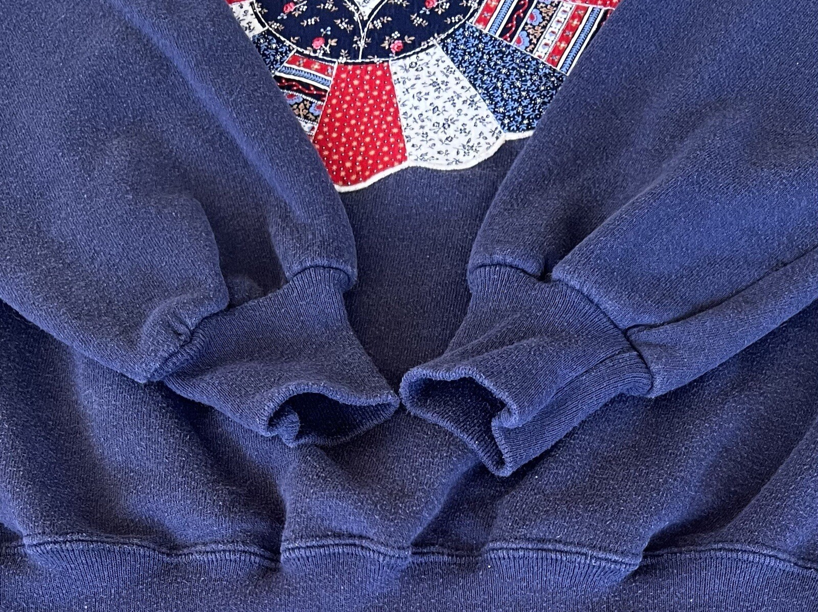 Grandmacore VTG Sweatshirt Blue Quilt Patch Cabin Large Crewneck Pullover
