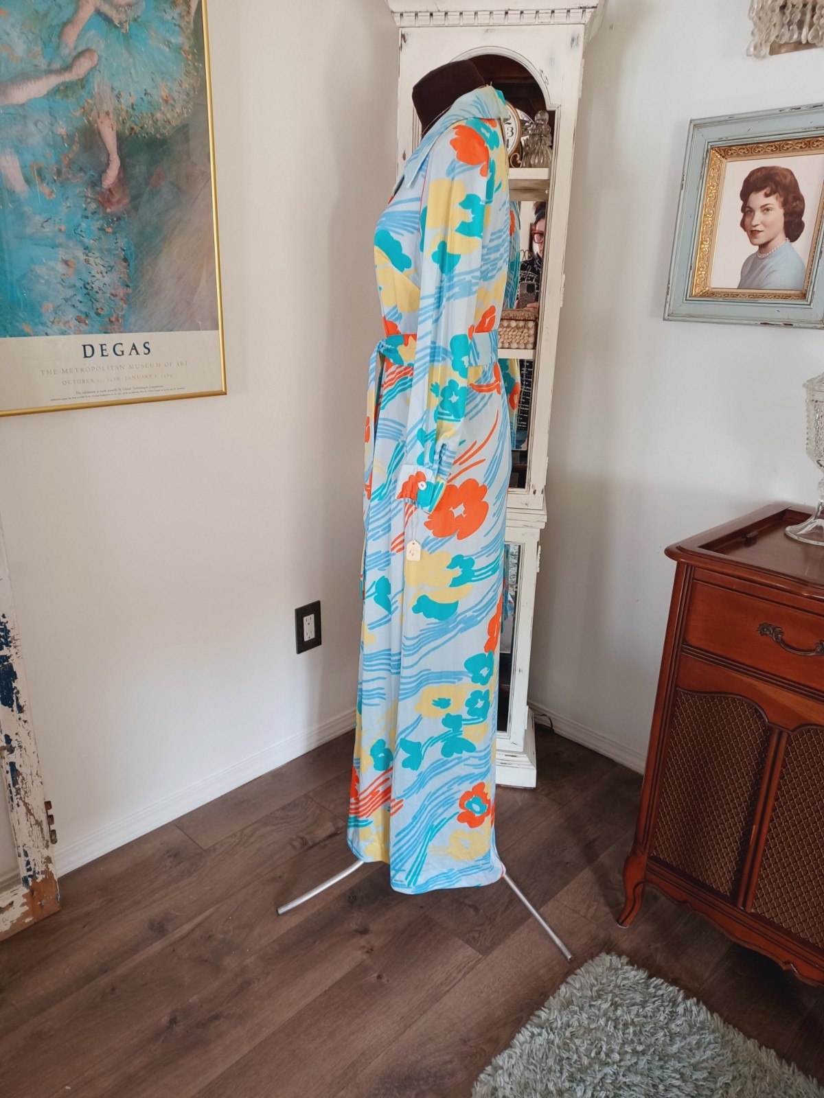 Vintage 70’s Loungewear NOS Saybury Coffee Coat Housecoat Robe Flowers S-M