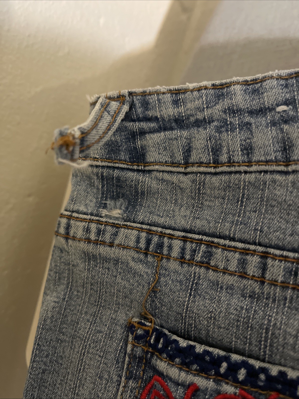 Akdmks Jeans Juniors Women’s 14 Y2K Vintage 32×33 Light Wash Blue Grunge Skater