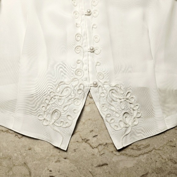 Vintage Kathy Che White Polyester Embroided Pearl-tone Beads & Buttons Blouse 14