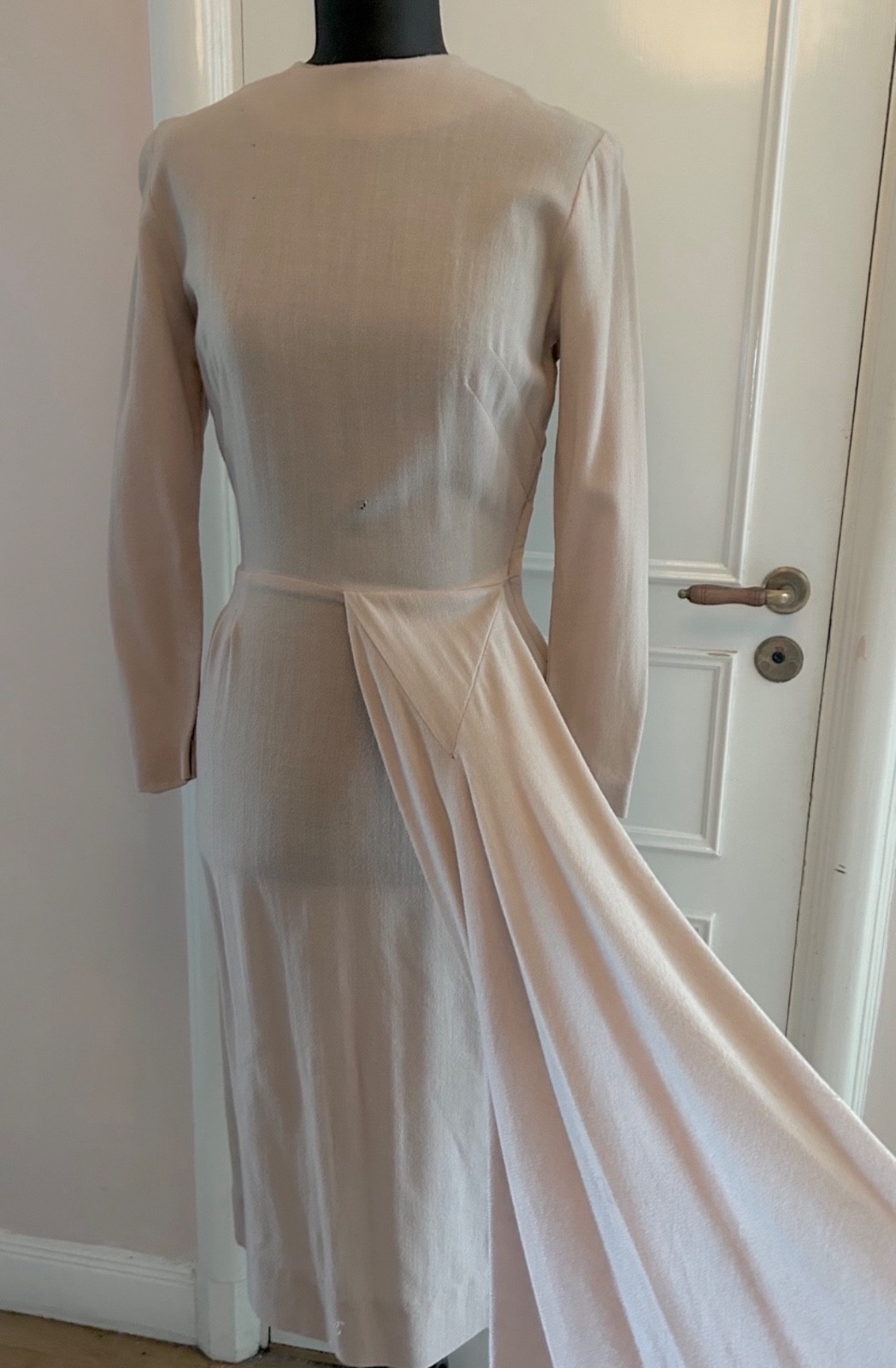 1940s Handmade Forstmann virgin wool crêpe dress dusty pink draped XXS 32