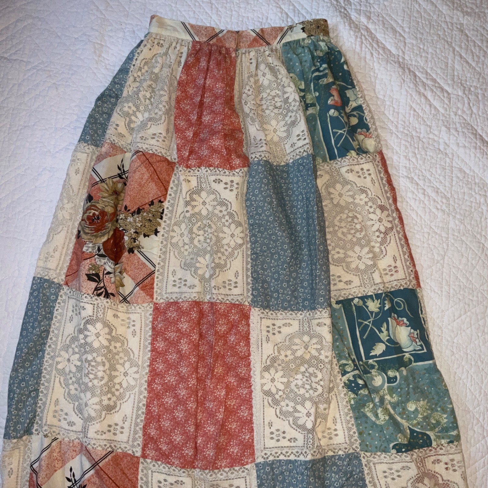 Vintage Womens Skirt size S 6 ? vintage 70s cotton patchwork long peach blue