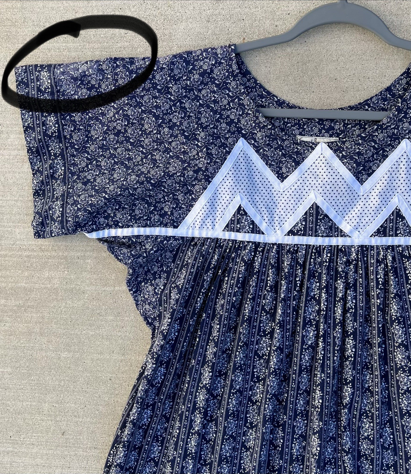 Carol Bennett Liberty House Hawaii Dress M Blue Floral Prairie Muu Muu Vintage