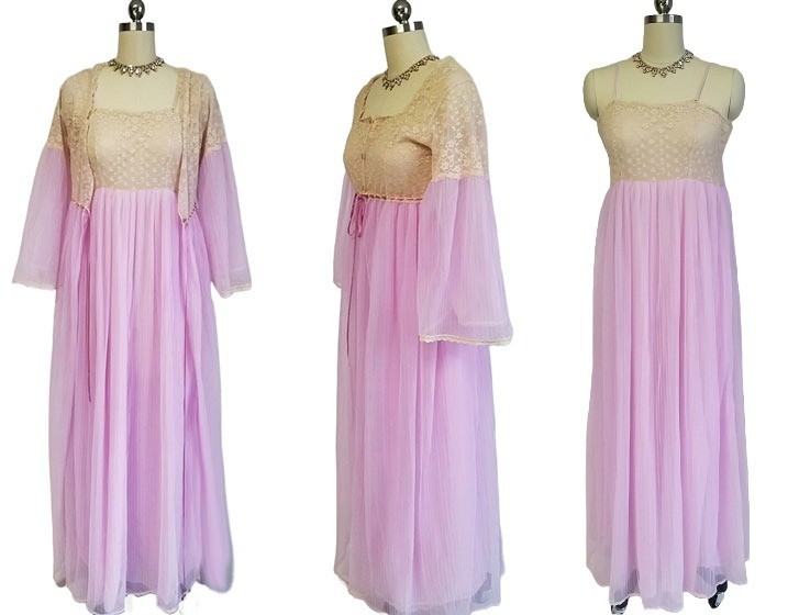 VINTAGE INTIME DOUBLE NYLON LACE PLEATED PEIGNOIR & NIGHTGOWN SET IN ORCHID