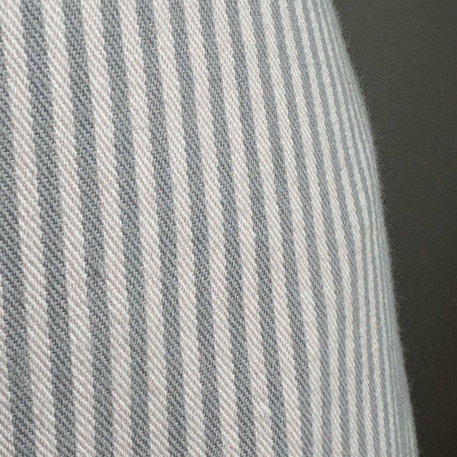 Vintage 80’s does 50’s Pale Pink & Gray Striped Cigarette Style Pants S 27 x 28