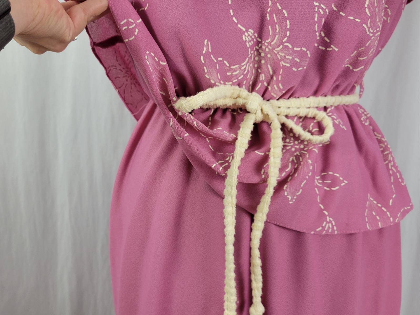 Vtg Earth Angel Mauvish-Pink Blouson Dress w Peplum & Cream Floral Print Size S?