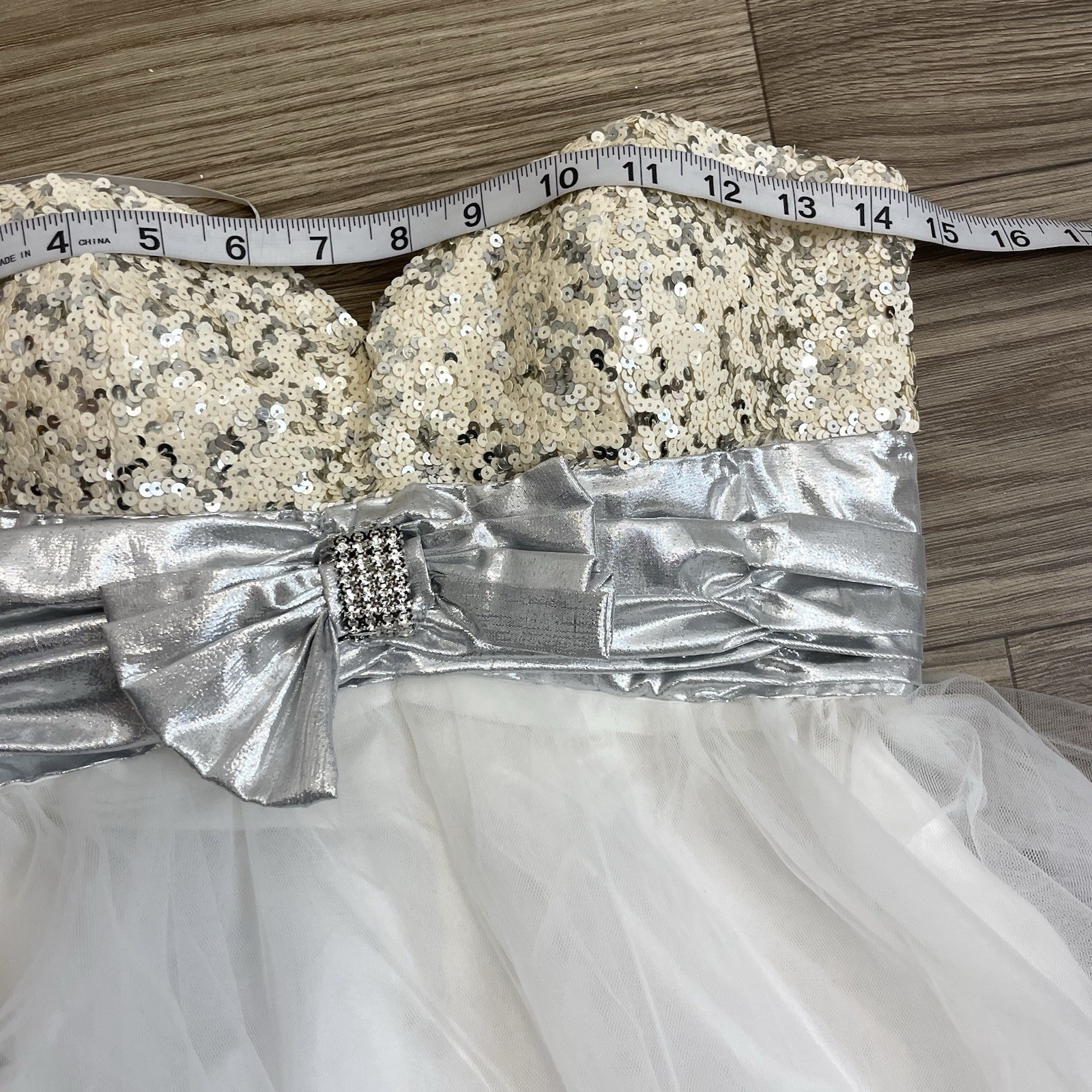 Aspeed Vintage 90s White & Silver Sequin Strapless Tulle Formal Prom Dress sz XS