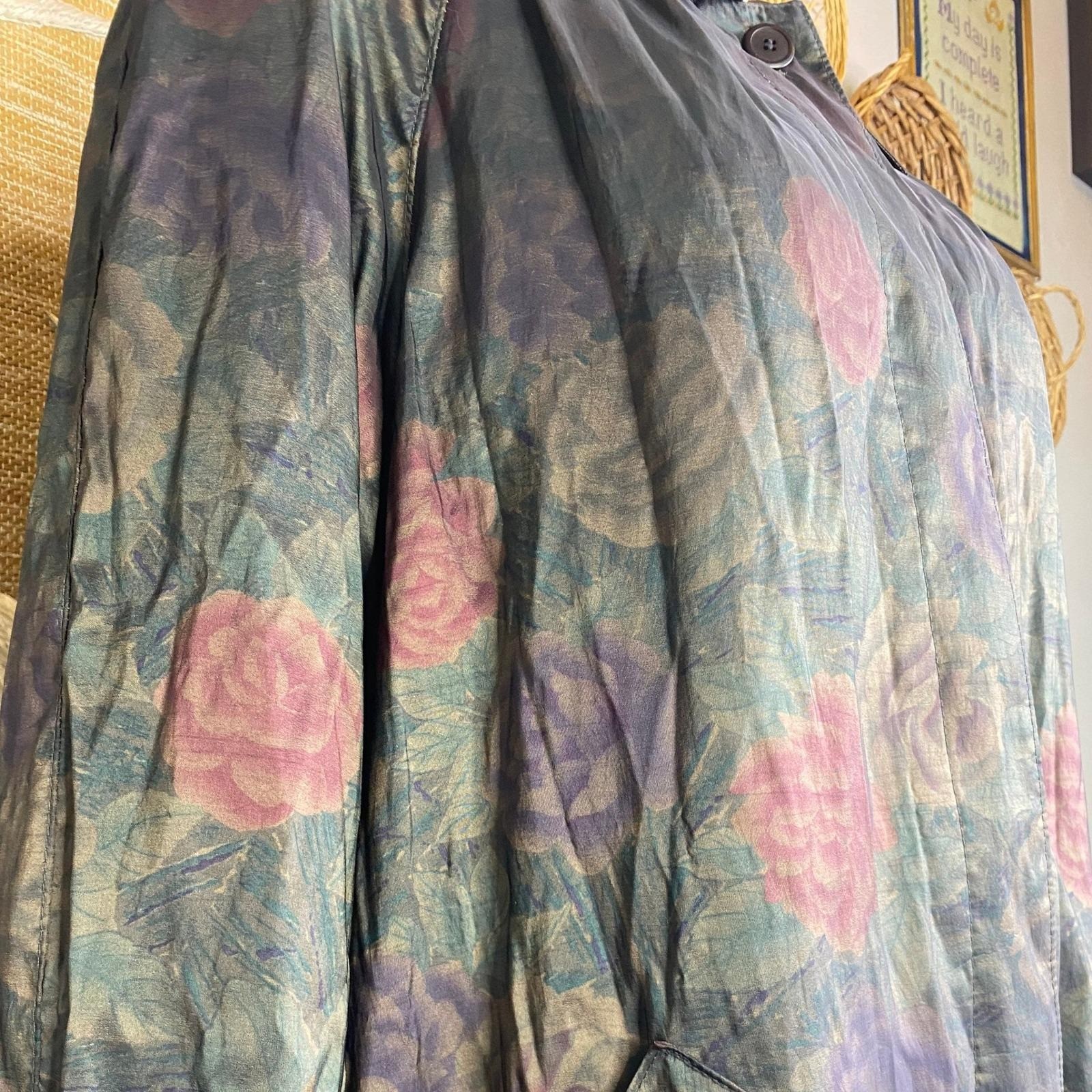 Vintage Iridescent Floral Trench Coat, Cottagecore Windbreaker, Size 10