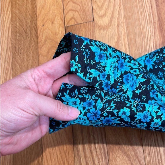 Vintage Leslie Fay Womens Blue Floral Cigarette Pants Size 10P Fairy Feminine