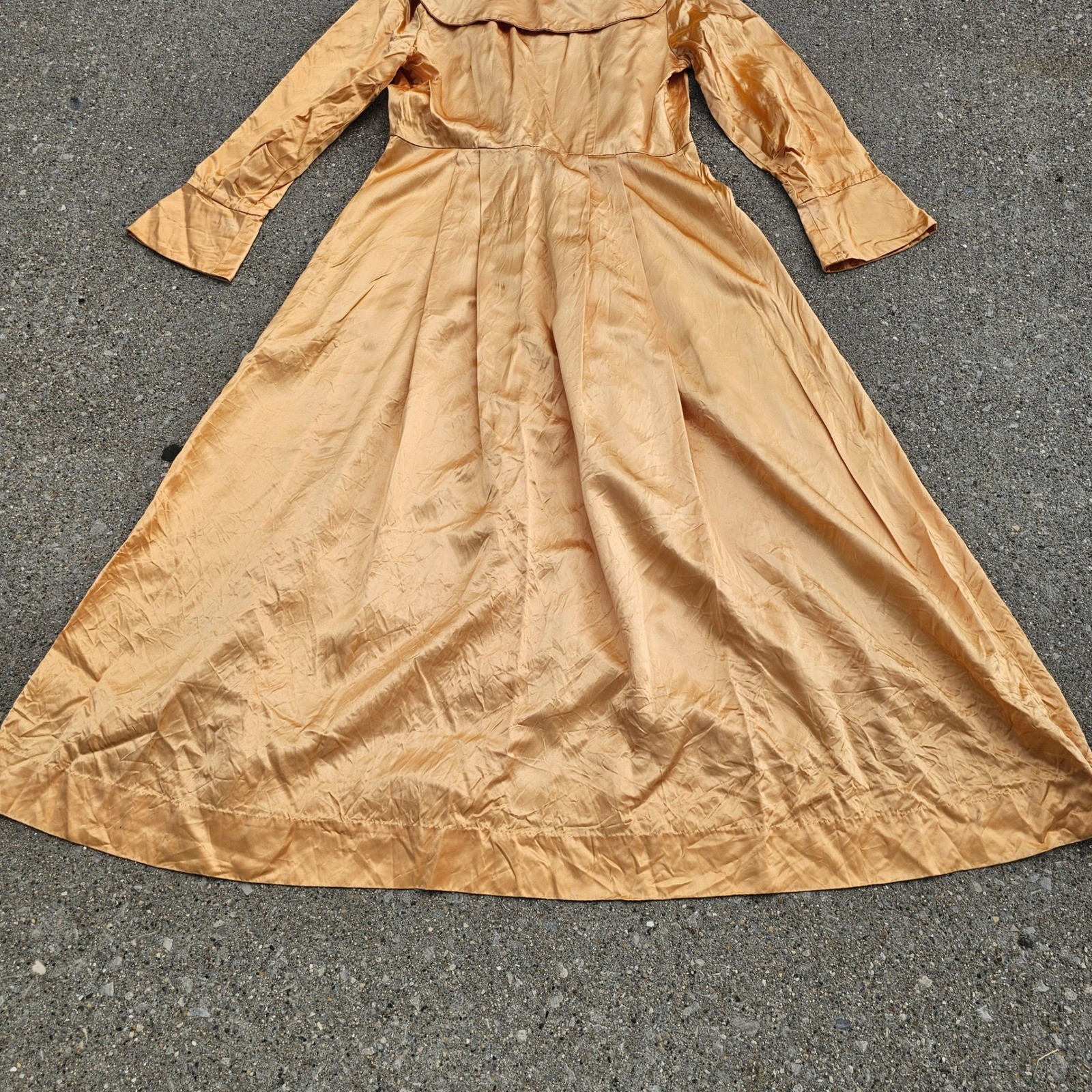Vintage 40s Satin Gold Apricot Jacket Collar Double Breasted Coat Dressing Gown