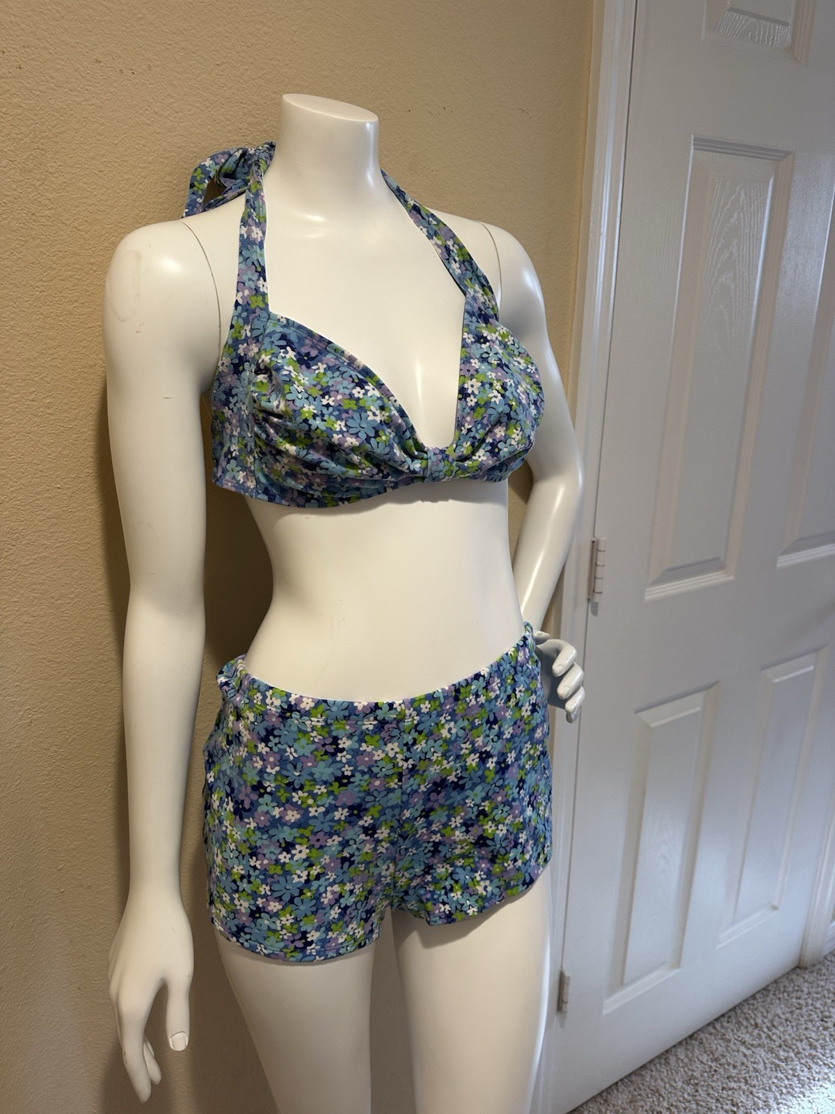 Vintage 90’s Bermuda Beachwear Floral Cotton Polyester Bikini Top Boy Shorts L