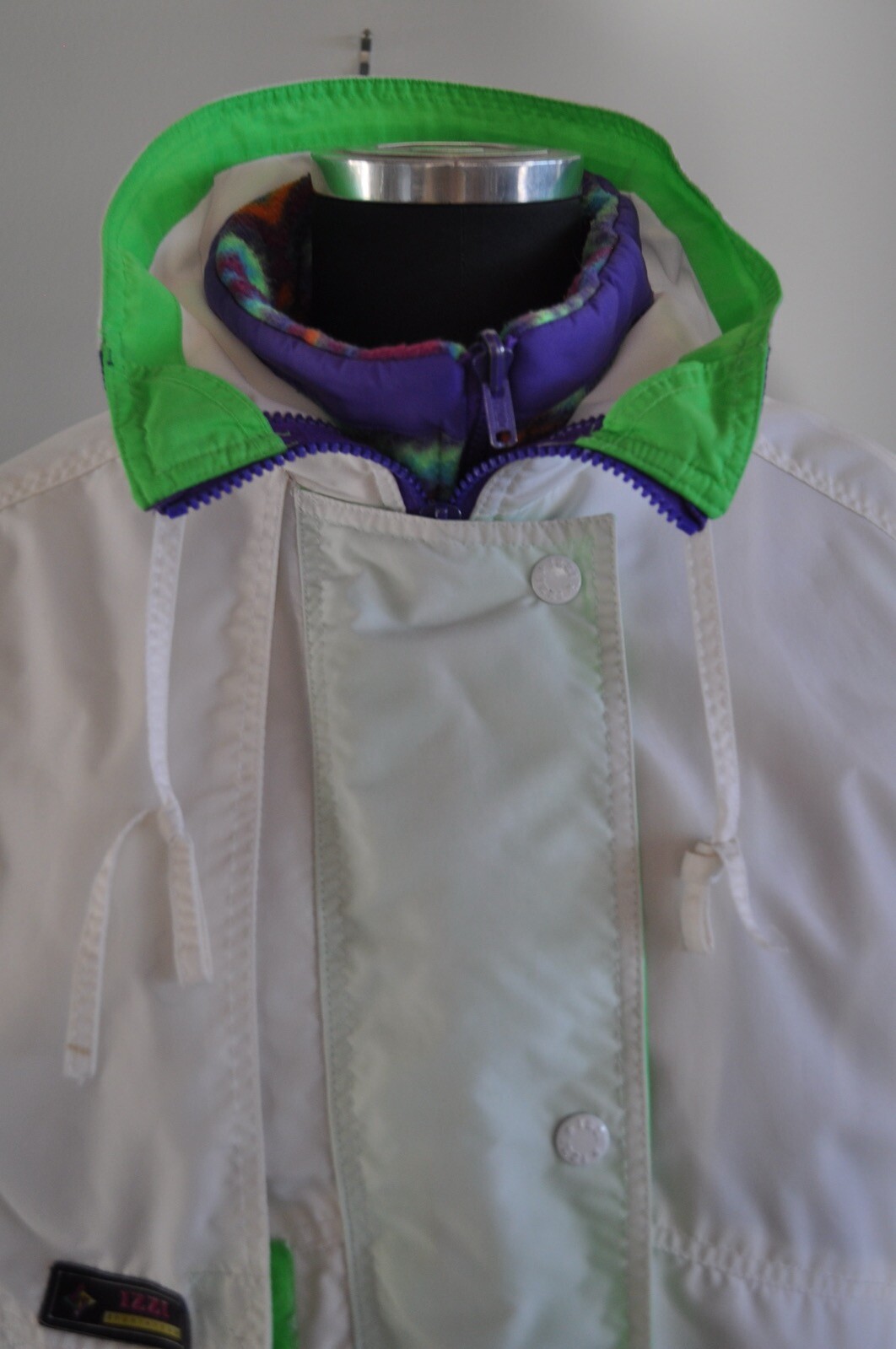 Vintage Izzi Sport Team 1980’s Ski Jacket with Fleece Size Small Retro