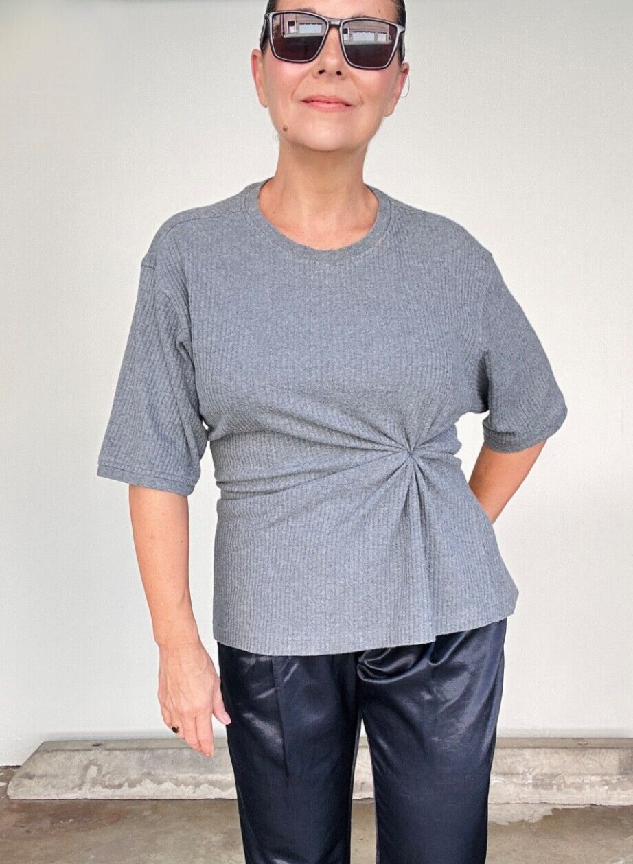 Perry Ellis Ringer T Shirt Size Large Designer Vintage Cotton Gray T Shirt
