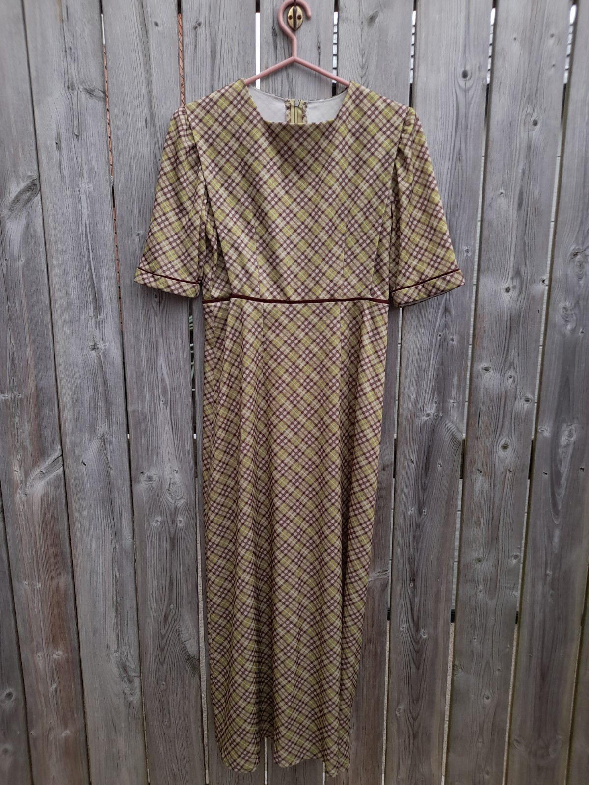 Amish Mennonite Cape Dress 36″ Bust 29.5″ Waist Retro 90s Green Brown Plaid