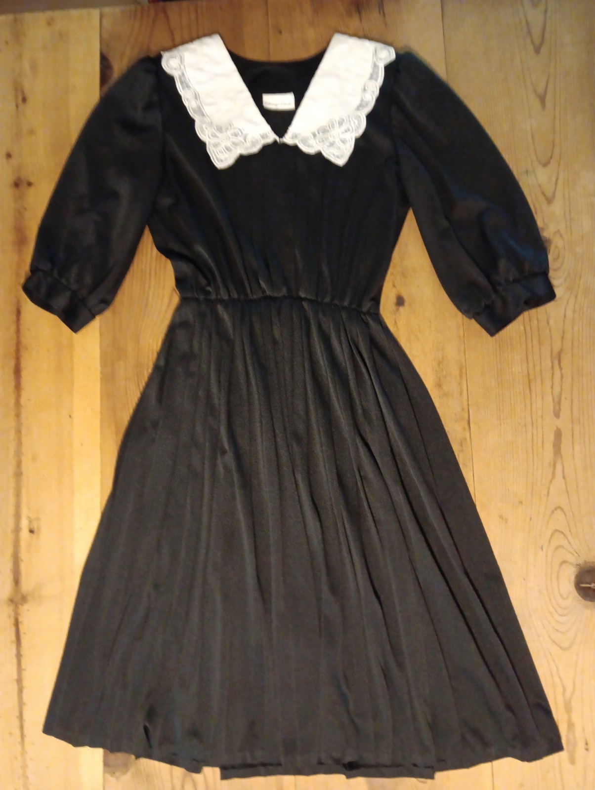 Vtg 70s Carriage Court Womens M Midi Dress Black With Lace Collar Pleated Sheer