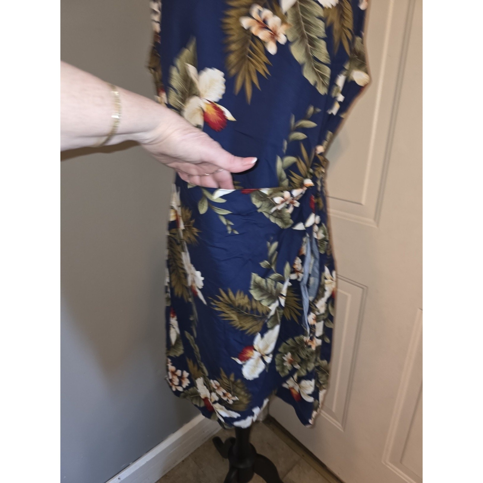 Vtg Two Palms Floral Faux Wrap Dress Hawaii Made Rayon 2XL Resort Wear Blue