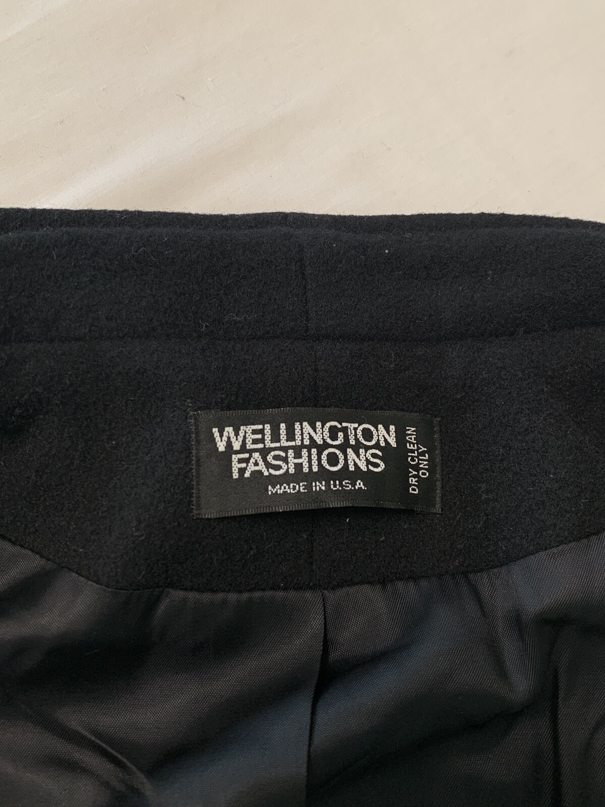 Vintage Wellington Fashions Women’s Heavy Wool Pea Coat Medium See Measurements