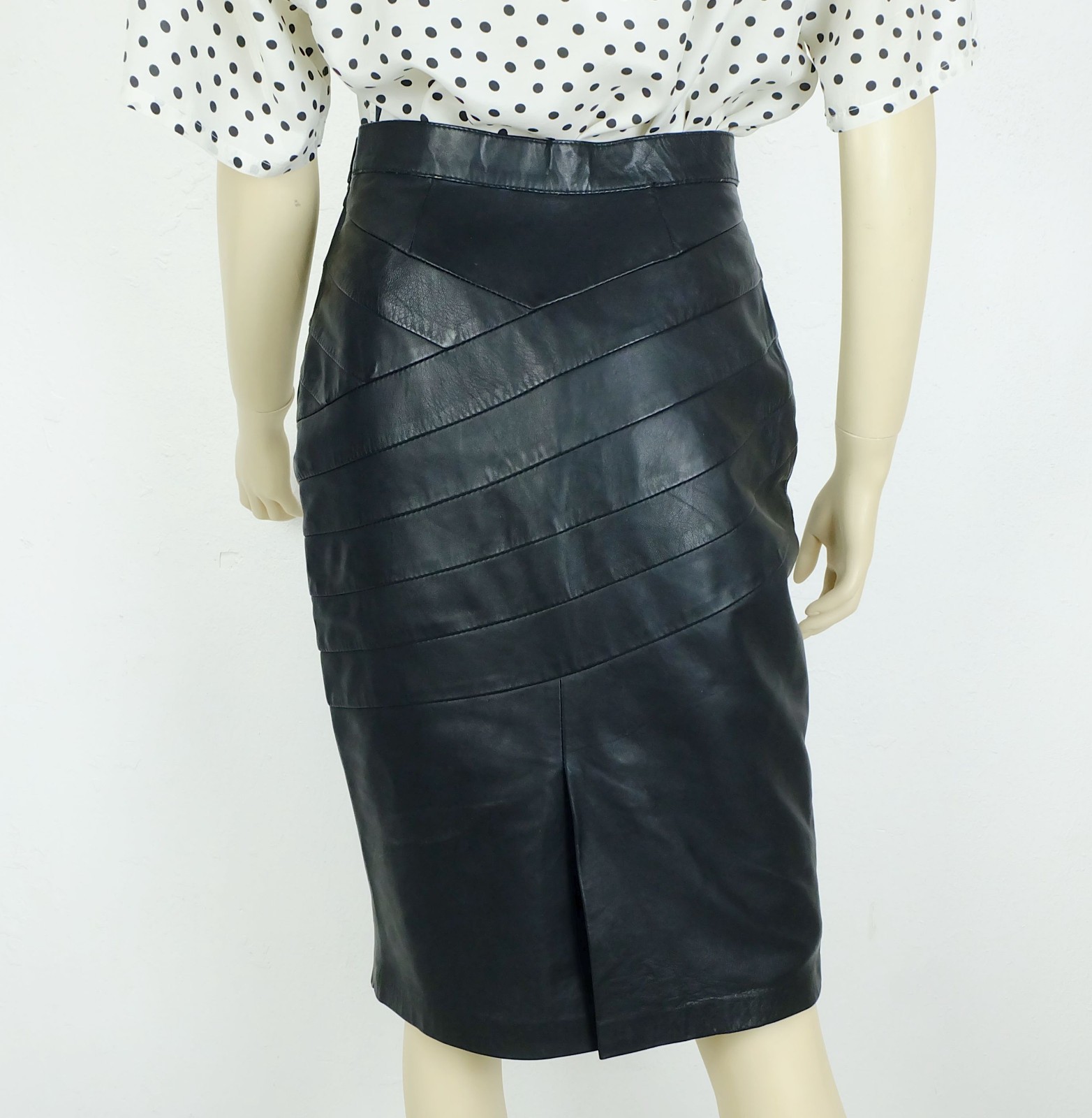 true vintage 80s leather skirt black size 38 pencil skirt pencil skirt