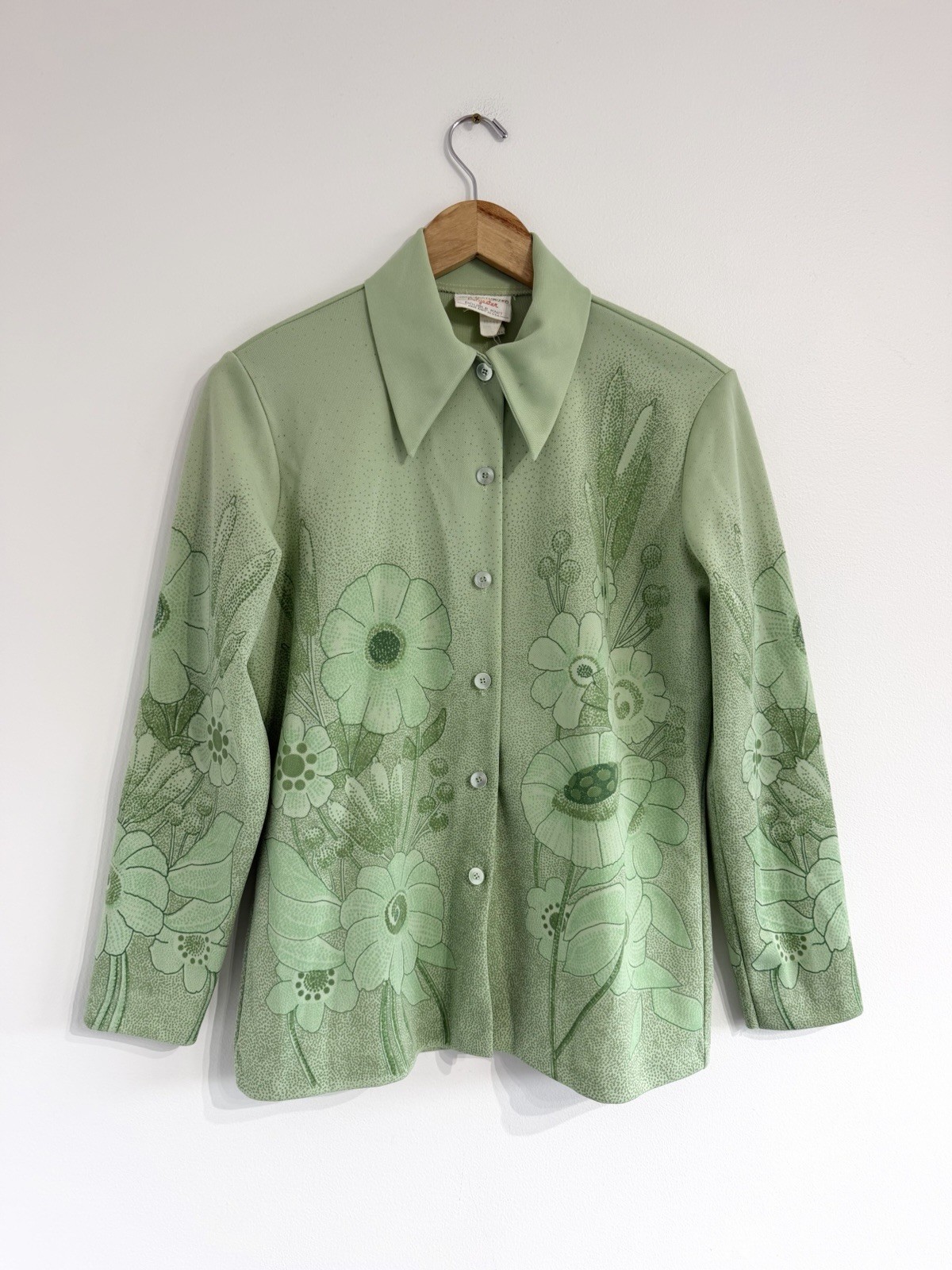 Vintage 1970s polyester shirt green floral long sleeve point collar Sz L