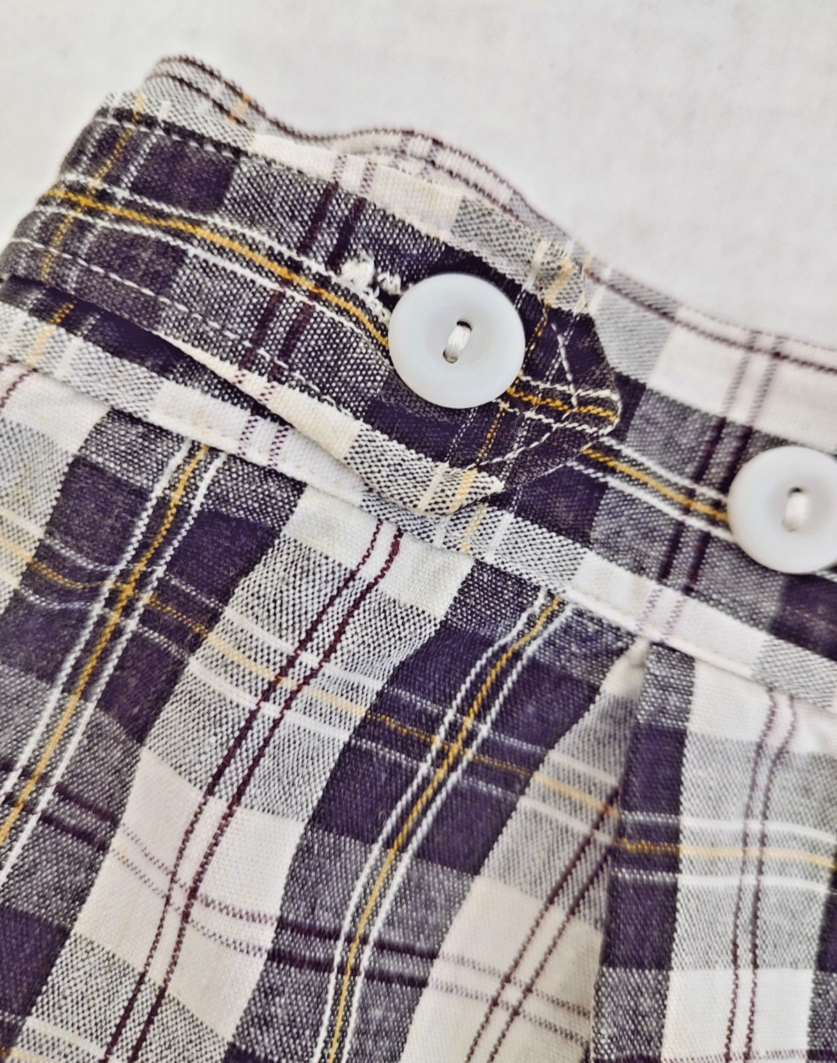 Vintage 50s/60s/70s Handmade? Plaid Womens Shorts Size Small Back Zipper